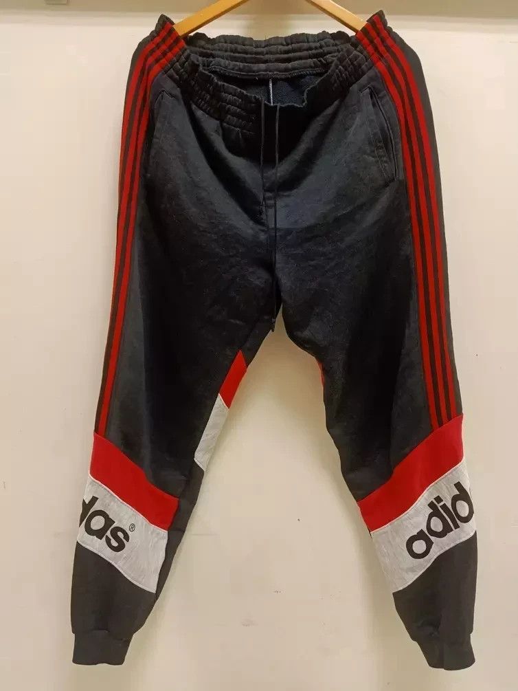 Adidas vintage adidas jogger pants made in japan Size US 38 / EU 54 - 1 Thumbnail