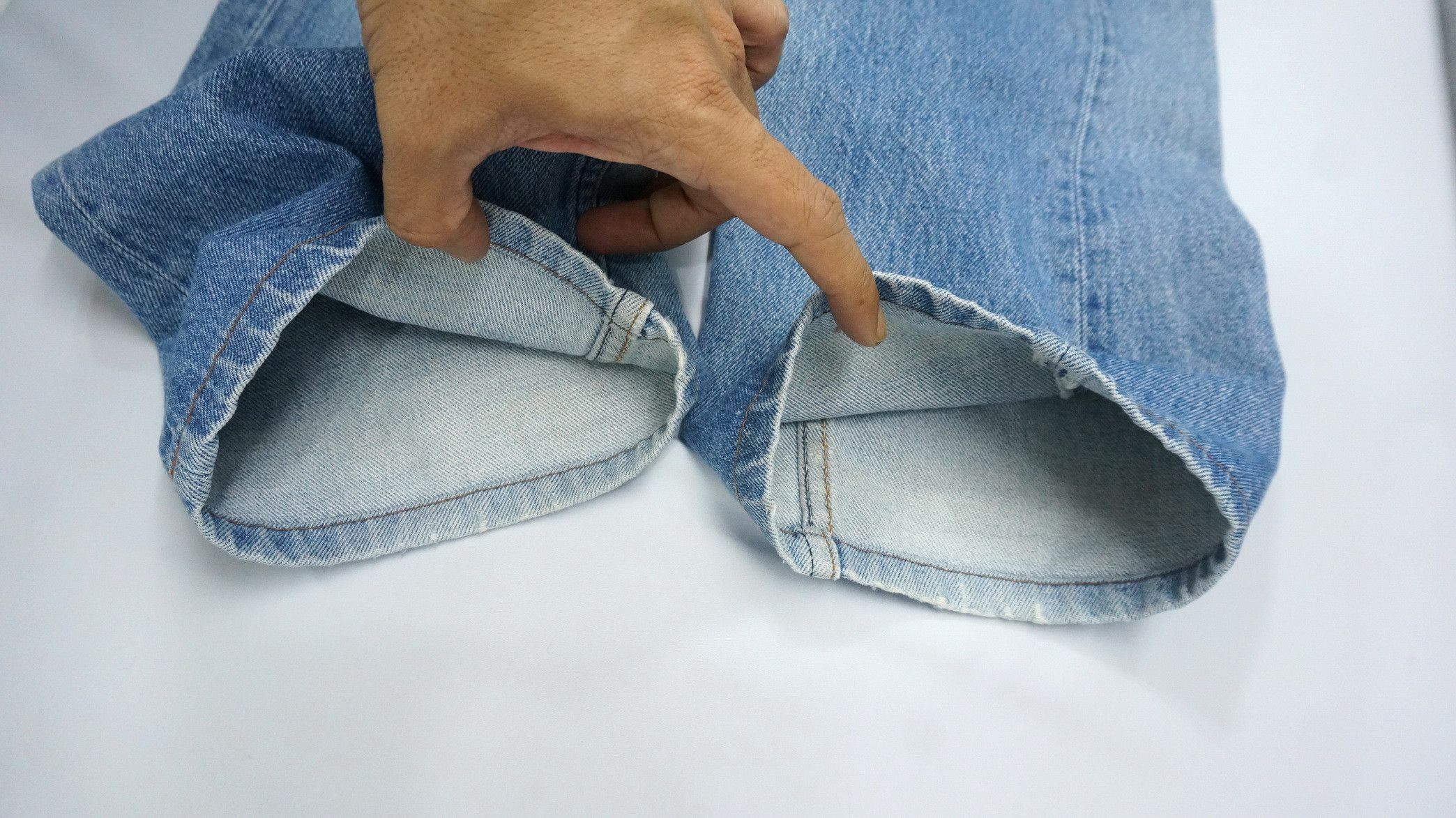 Levi's Vintage Clothing Levi's 501XX Vintage 90s Made in USA Jeans LF18 Size US 32 / EU 48 - 25 Thumbnail