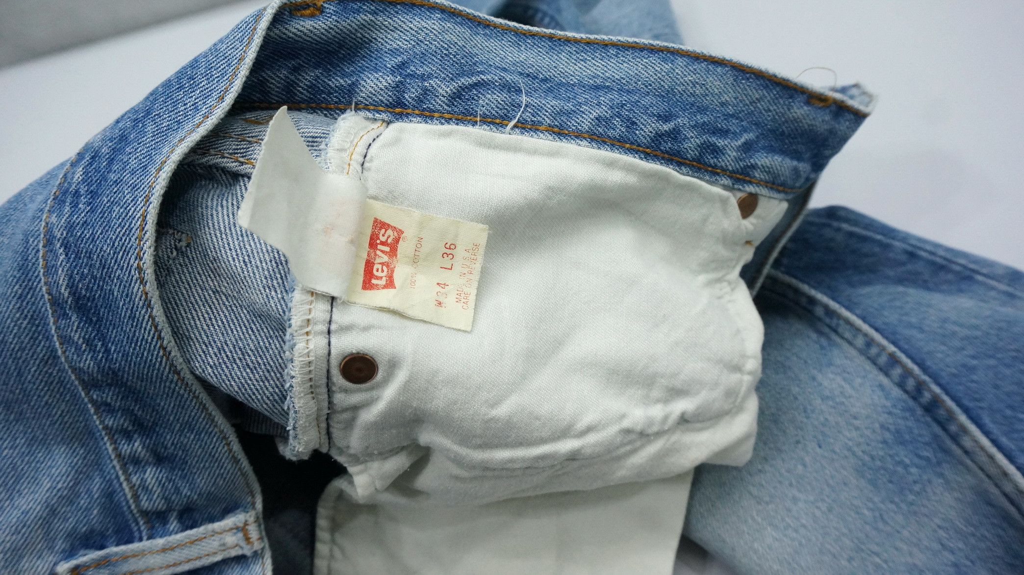 Levi's Vintage Clothing Levi's 501XX Vintage 90s Made in USA Jeans LF18 Size US 32 / EU 48 - 19 Thumbnail