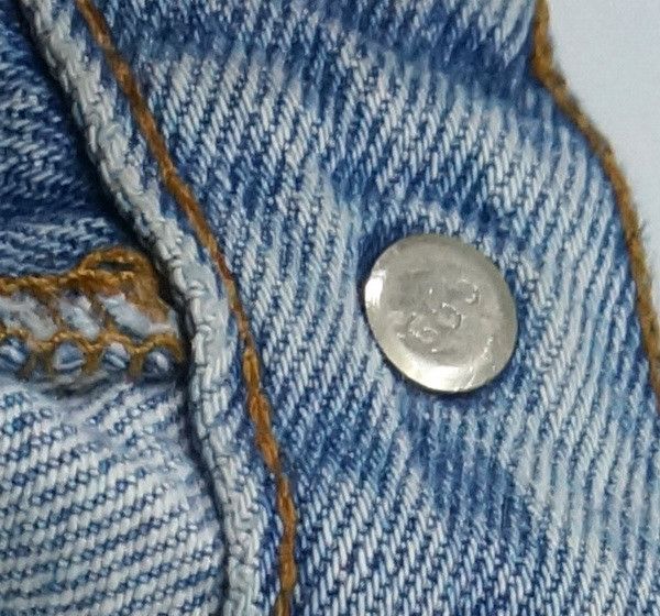 Levi's Vintage Clothing Levi's 501XX Vintage 90s Made in USA Jeans LF18 Size US 32 / EU 48 - 22 Thumbnail