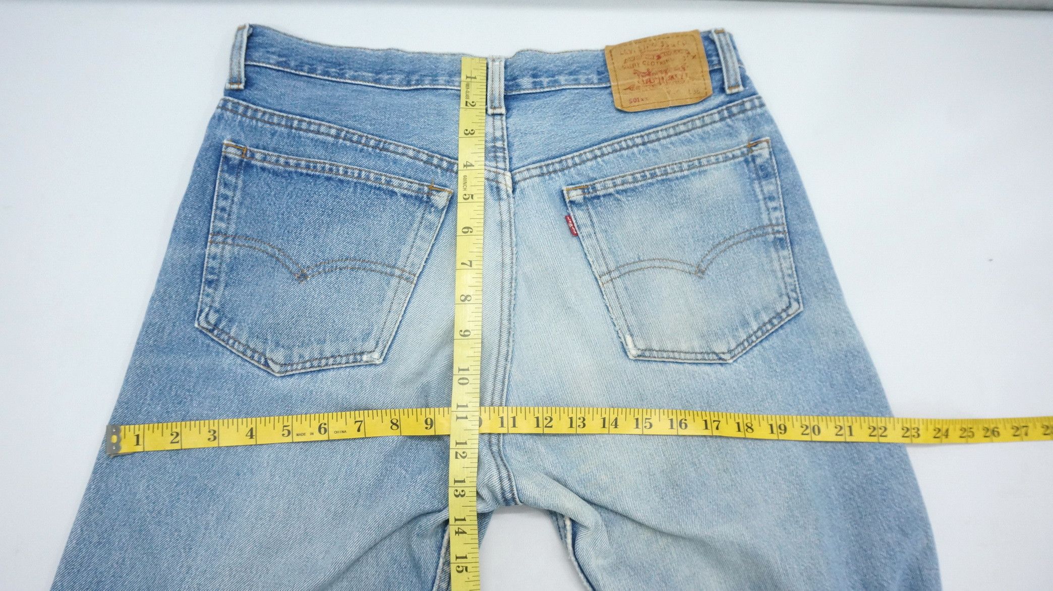 Levi's Vintage Clothing Levi's 501XX Vintage 90s Made in USA Jeans LF18 Size US 32 / EU 48 - 14 Thumbnail