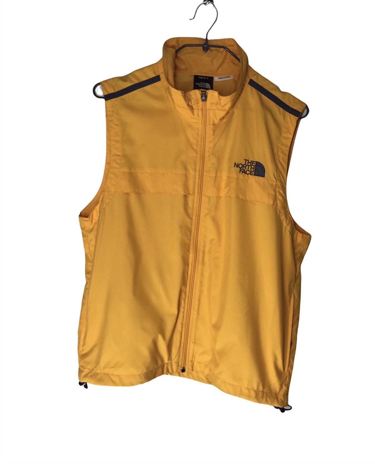 The North Face The north face sleeveless zipper light jacket yellow colour Size US S / EU 44-46 / 1 - 1 Thumbnail