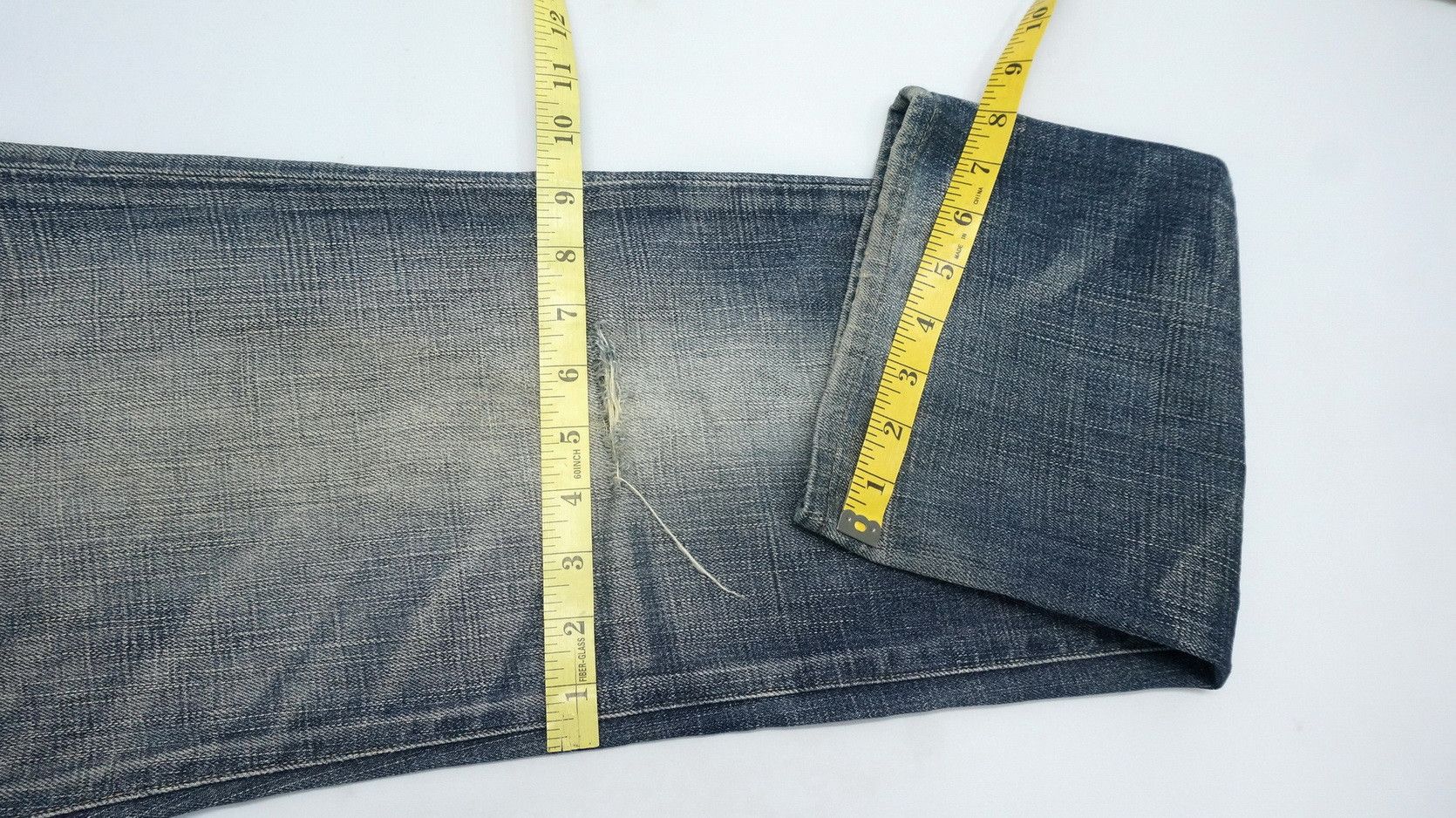 Levi's Vintage Clothing Levi's 552 Japan Vintage 90s Distressed Aging Jeans LF2 Size US 31 - 15 Thumbnail