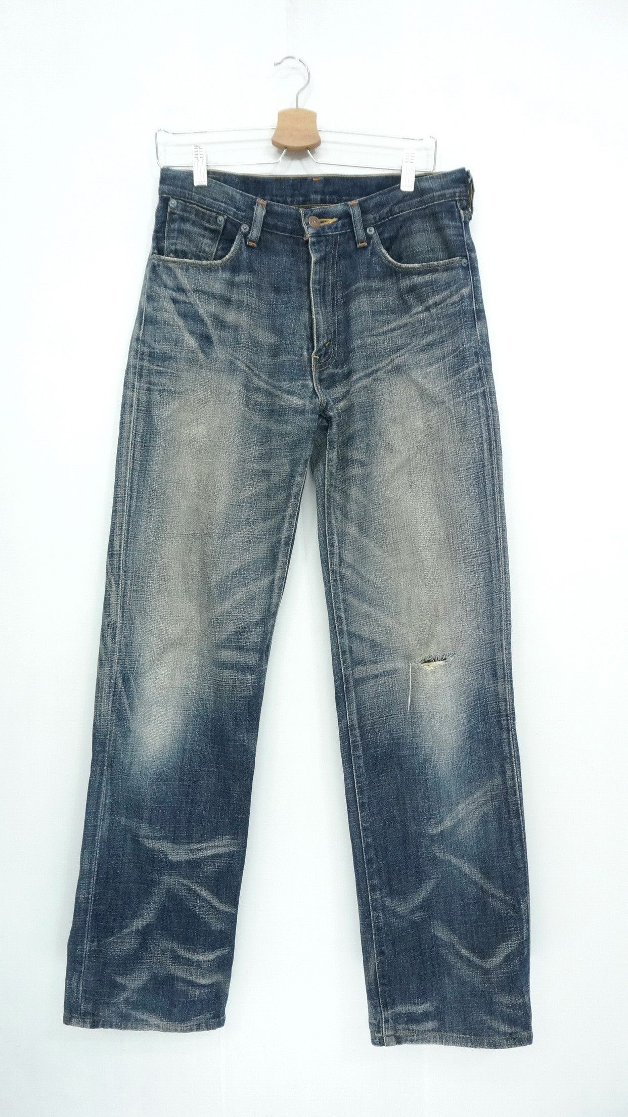 image of Levis Vintage Clothing Levi's 552 Japan Vintage 90's Distressed Aging Jeans Lf2 in Blue Denim (Size