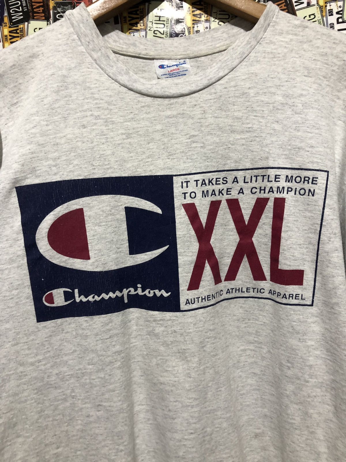 Champion × Vintage Champion T shitt Big Logo cw21 Size US L / EU 52-54 / 3 - 2 Thumbnail