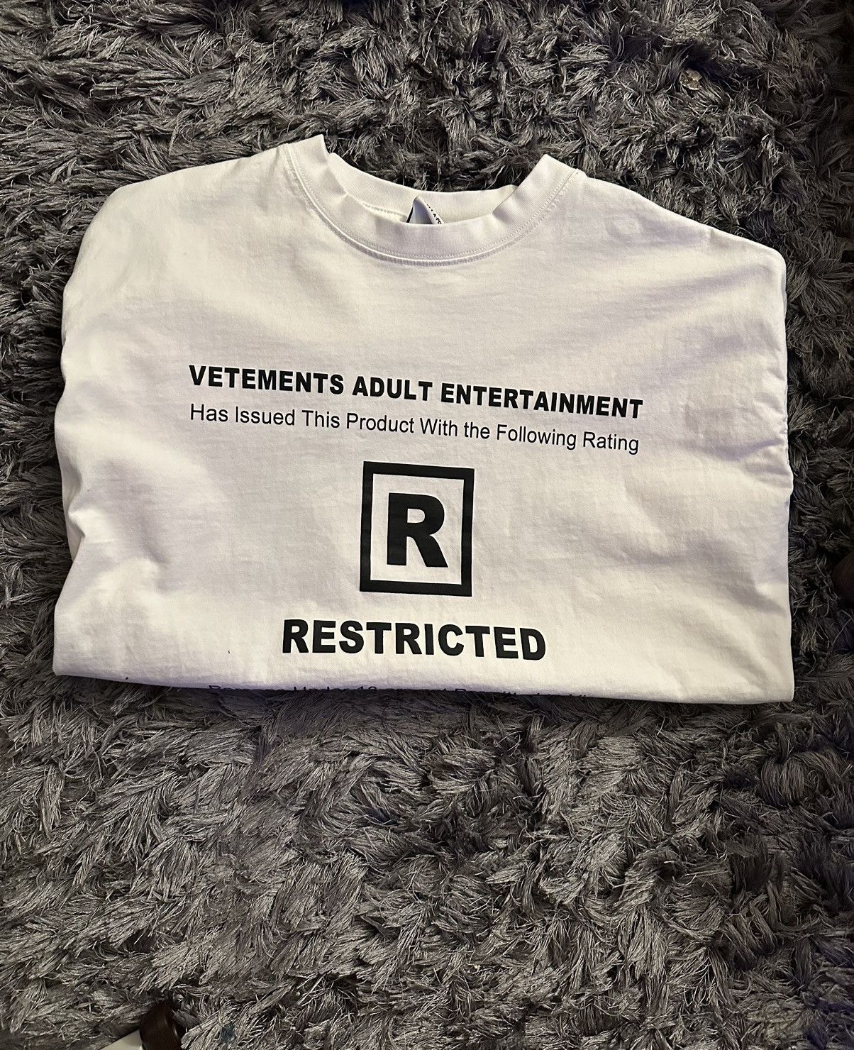 Vetements Vetements 18+ adult entertainment tee | Grailed