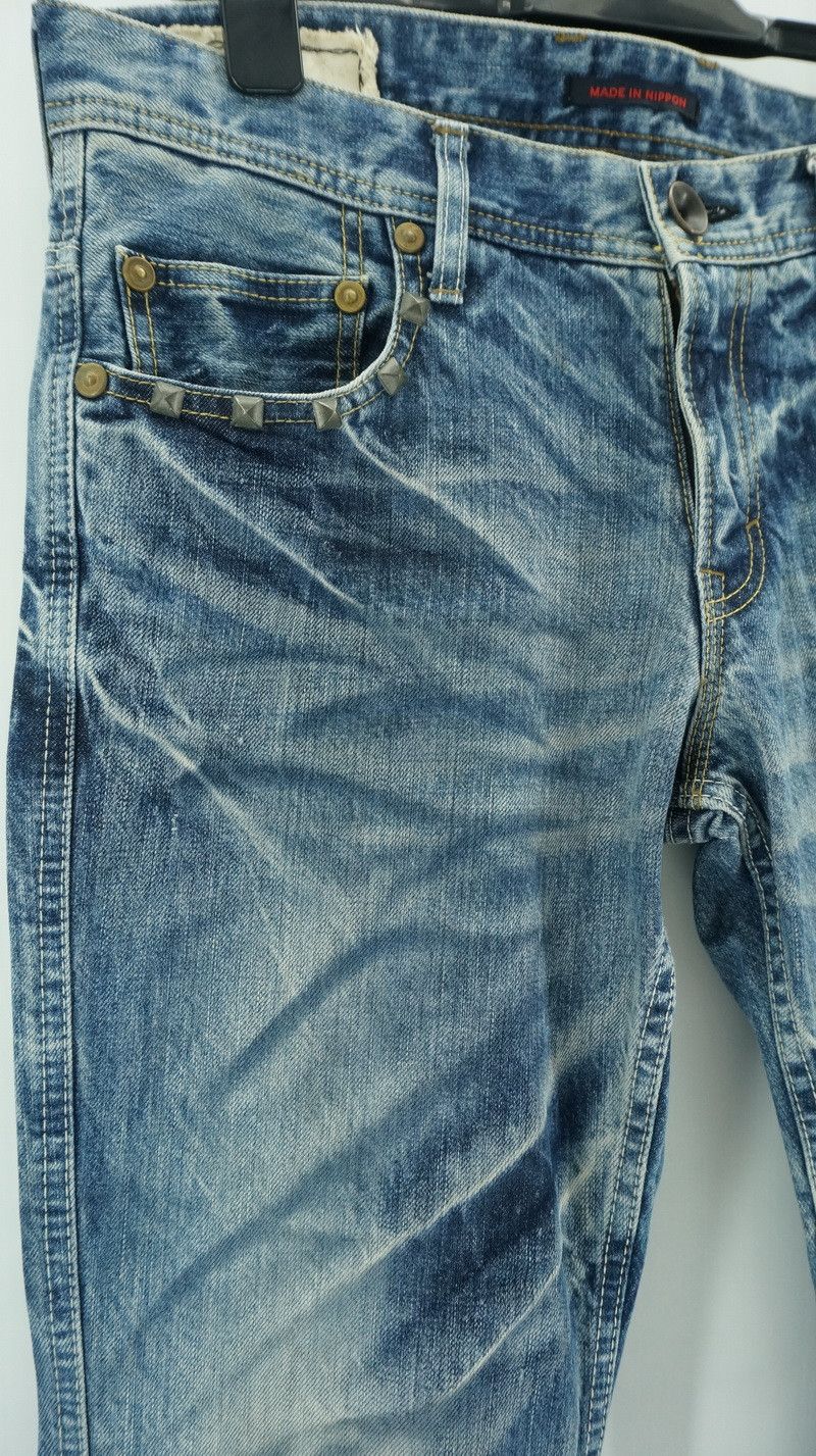 Japanese Brand Vintage BLUEWAY Full Whiskering Fade Distressed Denim Jeans Size US 32 / EU 48 - 5 Thumbnail