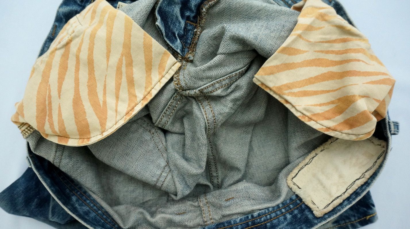 Japanese Brand Vintage BLUEWAY Full Whiskering Fade Distressed Denim Jeans Size US 32 / EU 48 - 25 Thumbnail