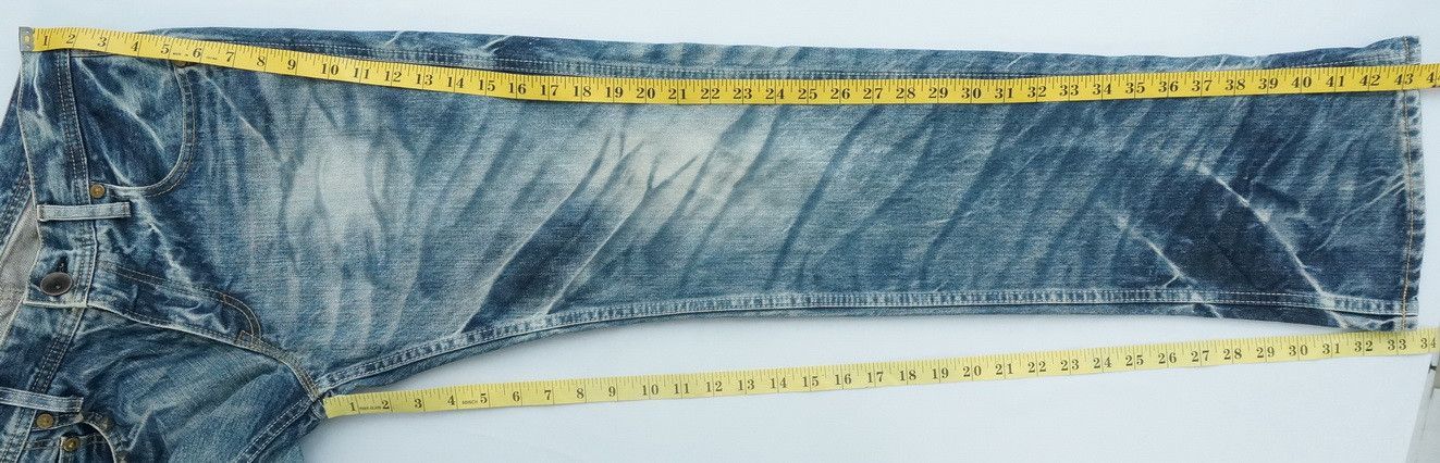 Japanese Brand Vintage BLUEWAY Full Whiskering Fade Distressed Denim Jeans Size US 32 / EU 48 - 15 Thumbnail