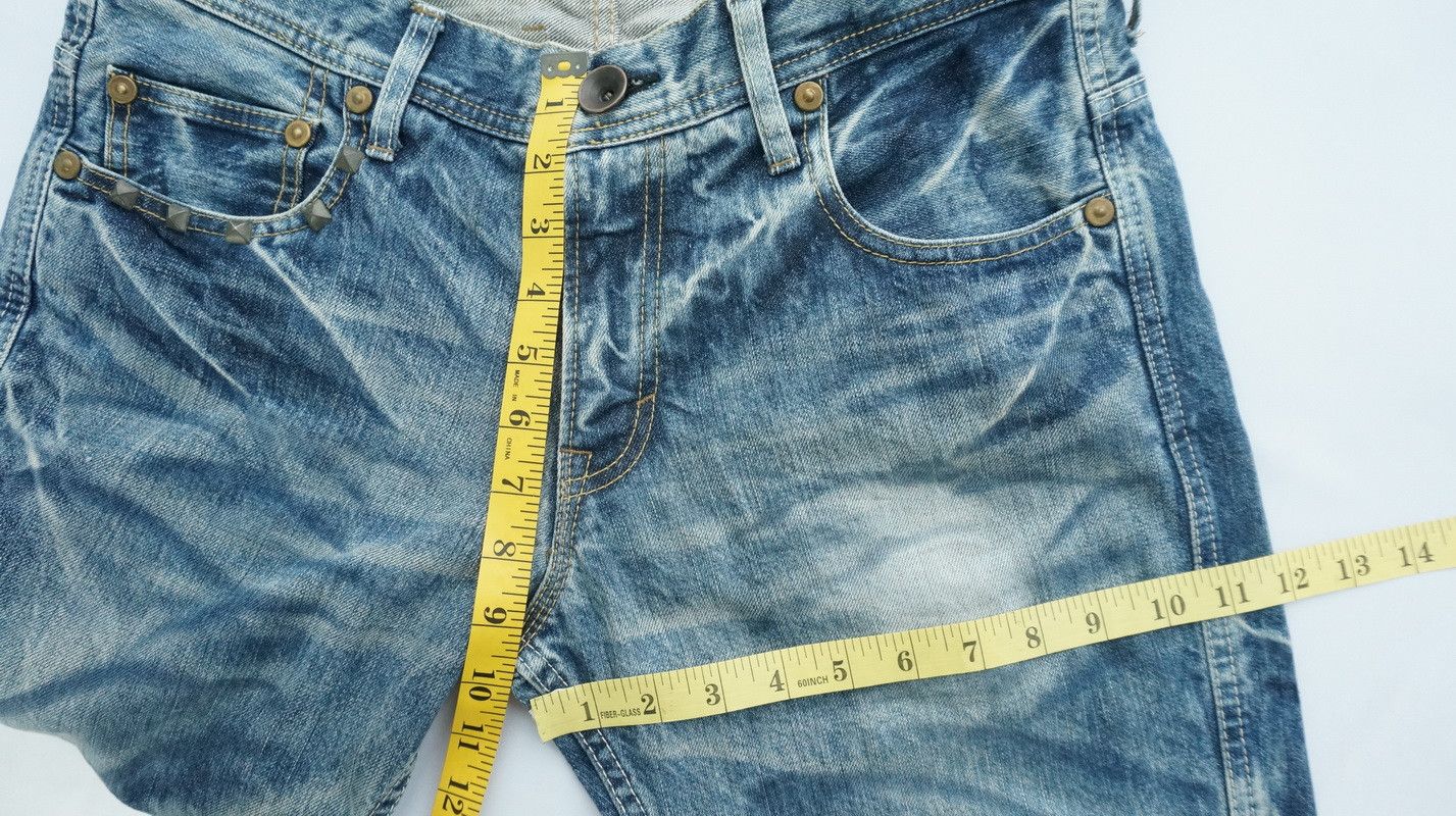 Japanese Brand Vintage BLUEWAY Full Whiskering Fade Distressed Denim Jeans Size US 32 / EU 48 - 13 Thumbnail