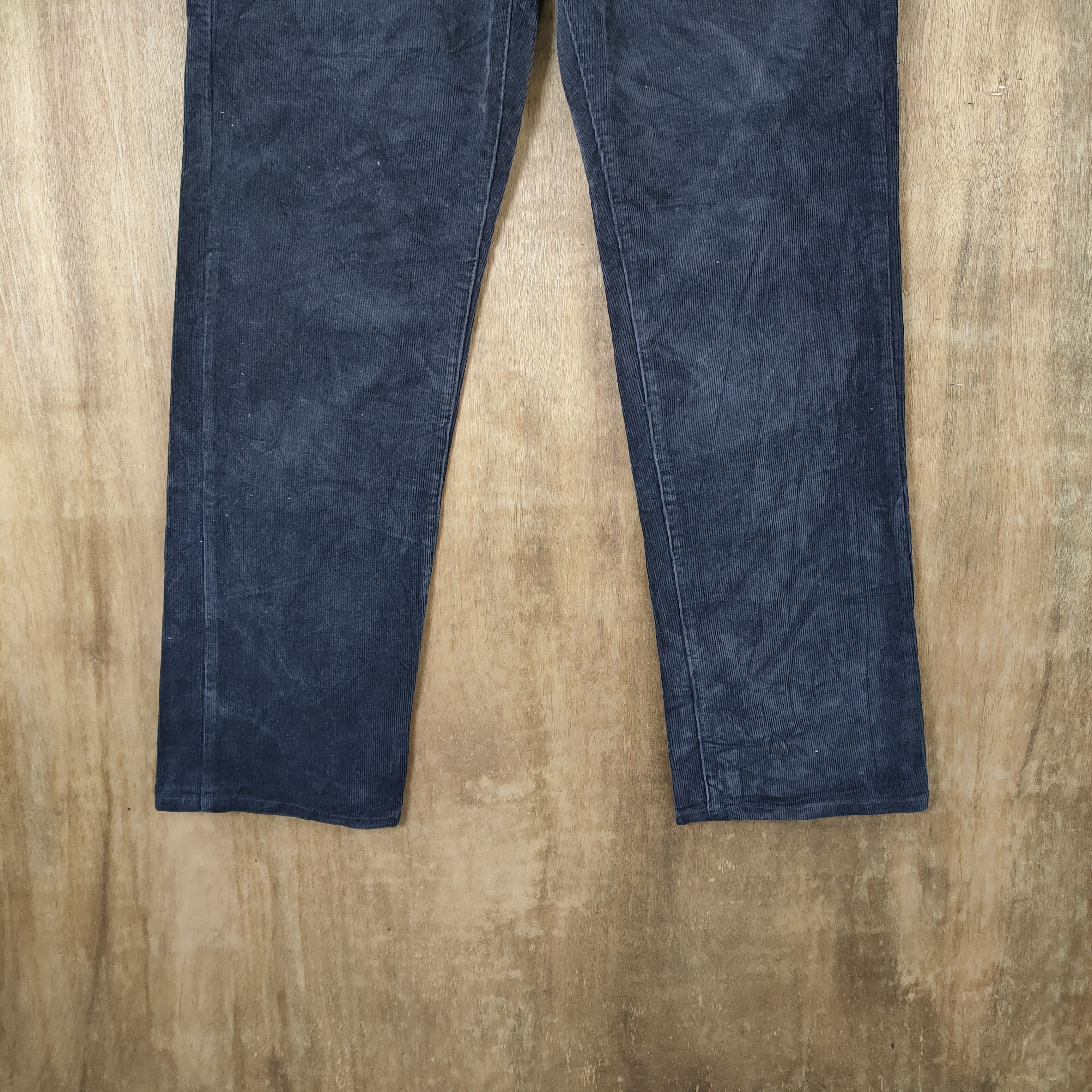 Oshkosh OSH KOSH FADED BLACK CORDUROY PANTS Size US 30 / EU 46 - 3 Thumbnail