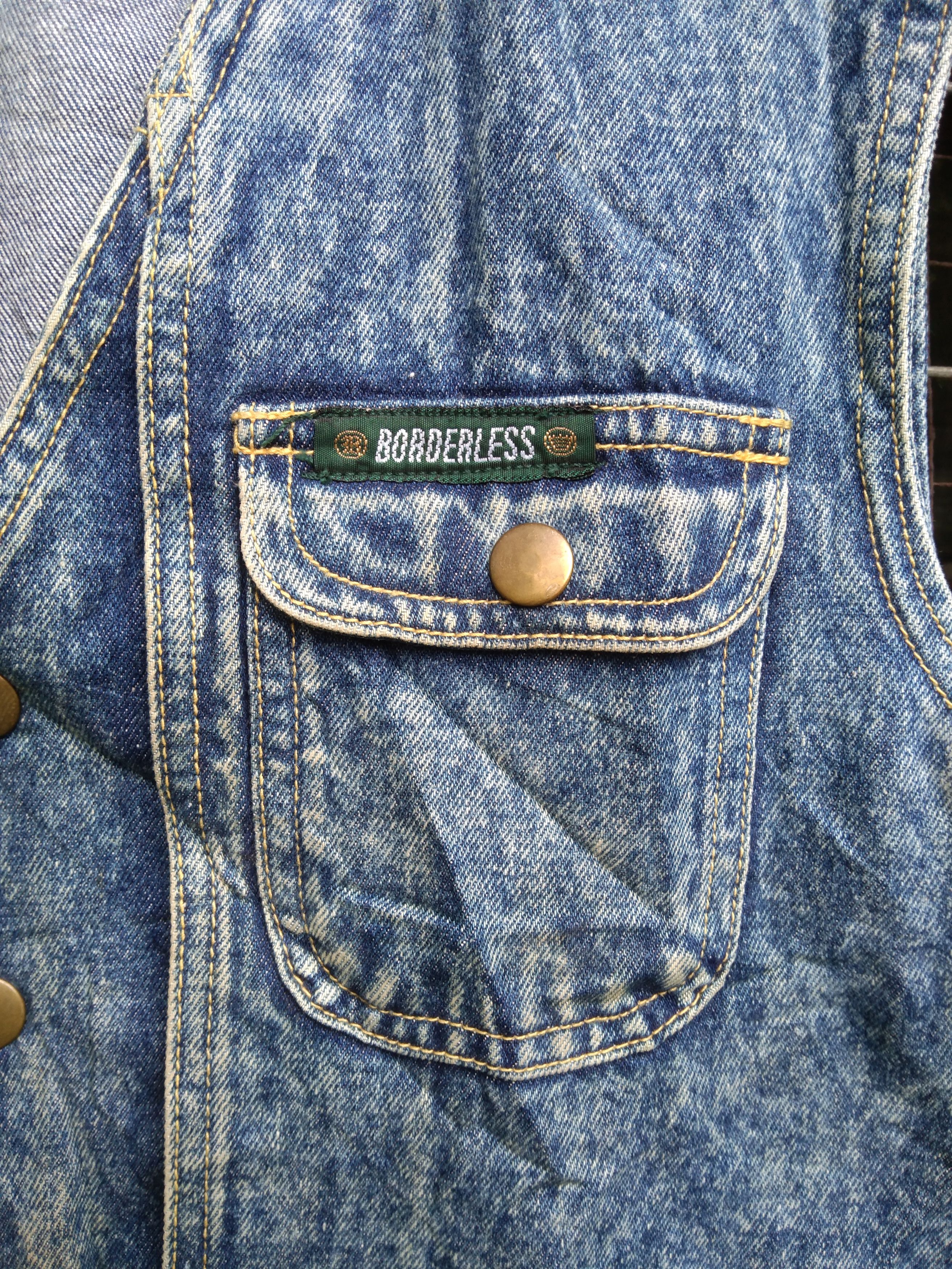 Japanese Brand × Vintage VINTAGE BORDERLESS MEN'S DENIM VEST JACKET Size US M / EU 48-50 / 2 - 5 Thumbnail