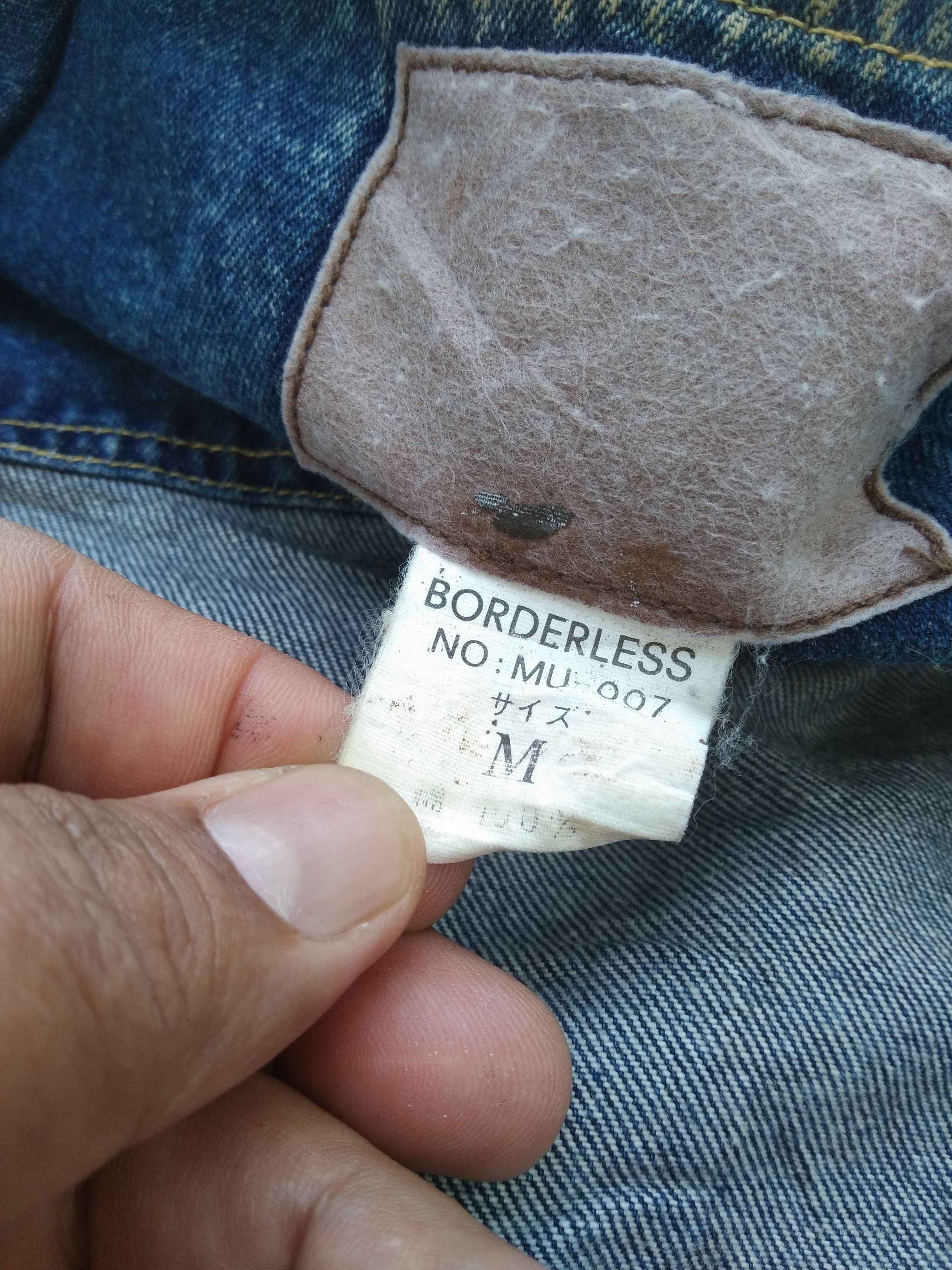 Japanese Brand × Vintage VINTAGE BORDERLESS MEN'S DENIM VEST JACKET Size US M / EU 48-50 / 2 - 14 Thumbnail