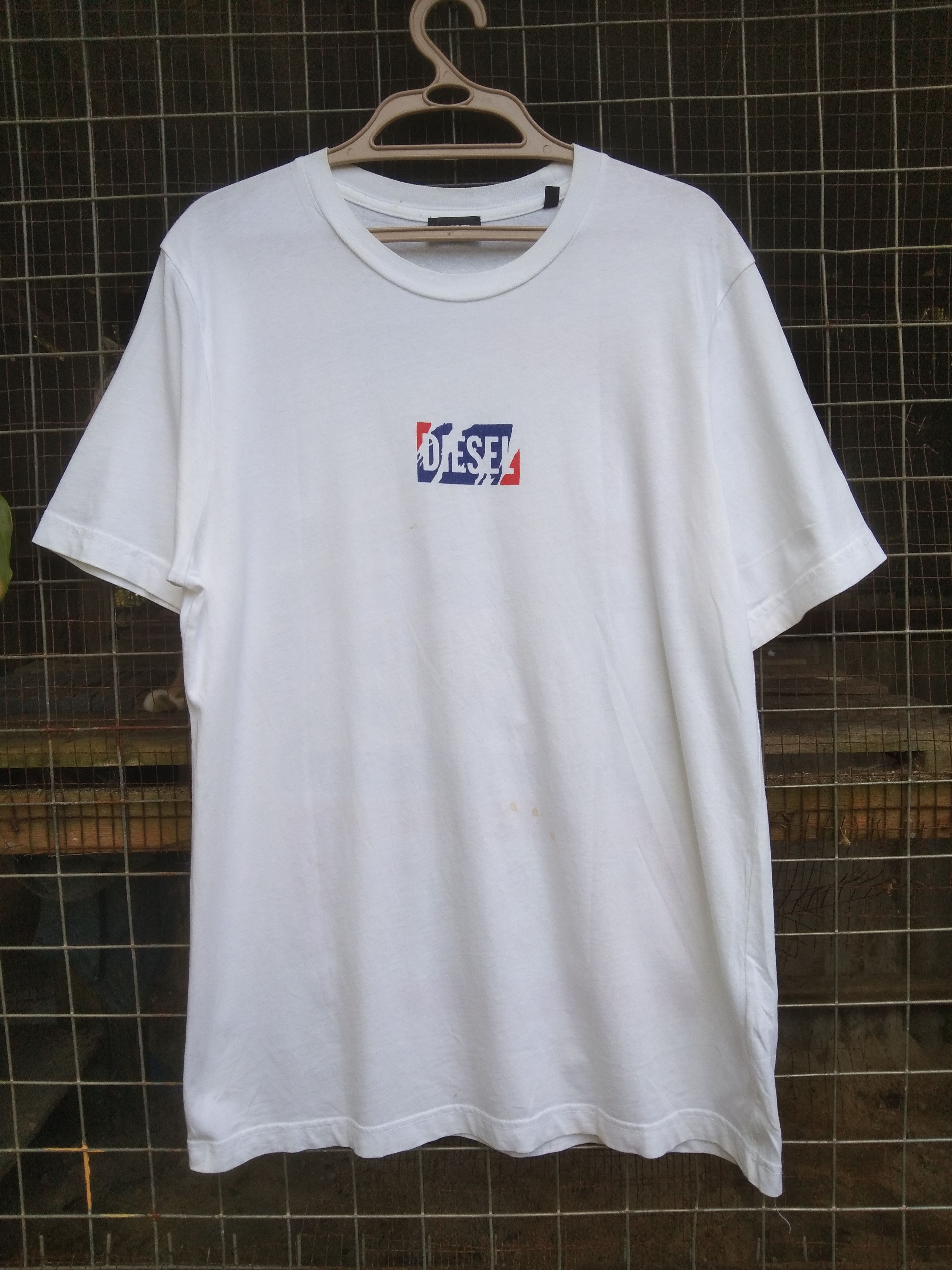 Diesel × Vintage VINTAGE DIESEL BIG LOGO BACKHITS PAPER-THIN T-SHIRT Size US M / EU 48-50 / 2 - 4 Thumbnail