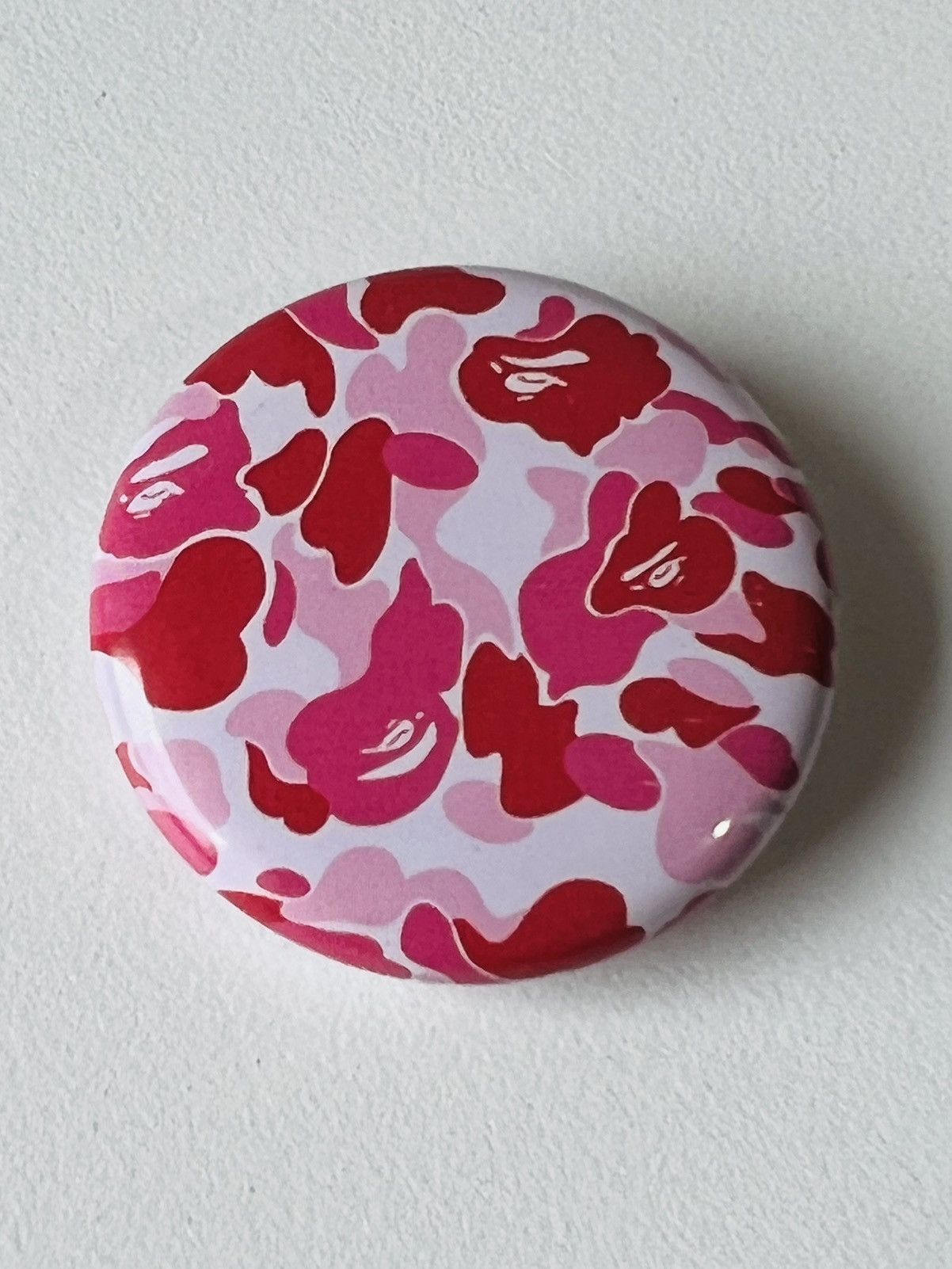 Bape Bape Mini Pink Camo Can Badge Button Metallic Size ONE SIZE - 1 Thumbnail