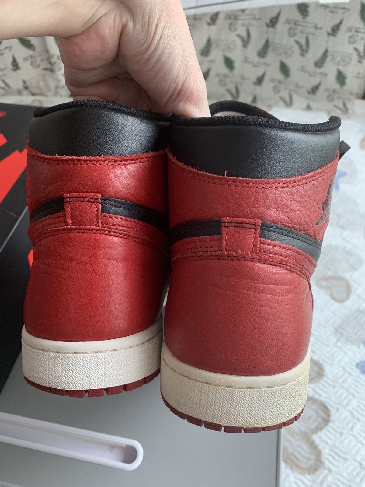Jordan Brand × Nike Jordan 1 Bred 2016 sz Us11.5 Size US 11.5 / EU 44-45 - 7 Thumbnail