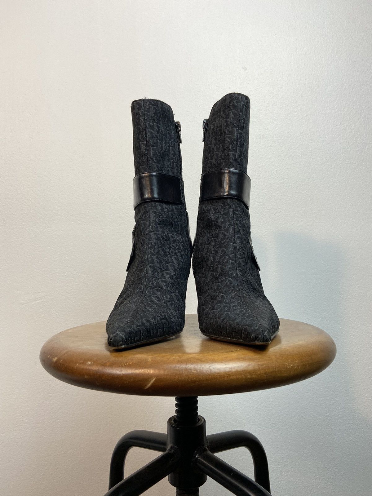 Dior Vintage Christian Dior Monogram D-choc Cloth Ankle Boots Size US 7 / IT 37 - 4 Thumbnail