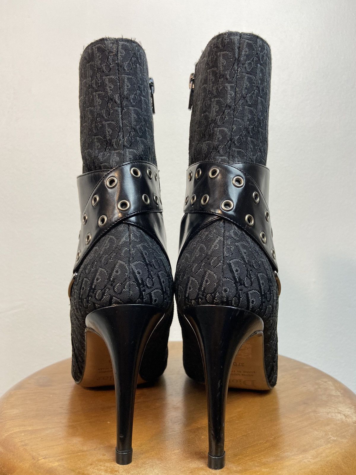 Dior Vintage Christian Dior Monogram D-choc Cloth Ankle Boots Size US 7 / IT 37 - 6 Thumbnail