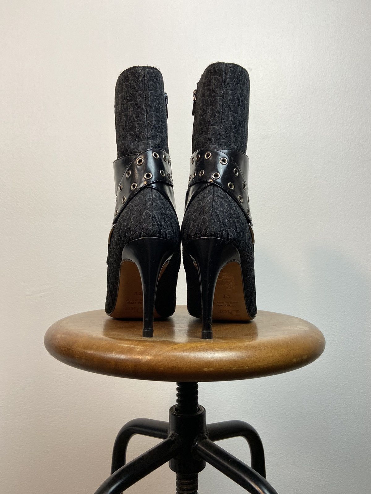 Dior Vintage Christian Dior Monogram D-choc Cloth Ankle Boots Size US 7 / IT 37 - 5 Thumbnail