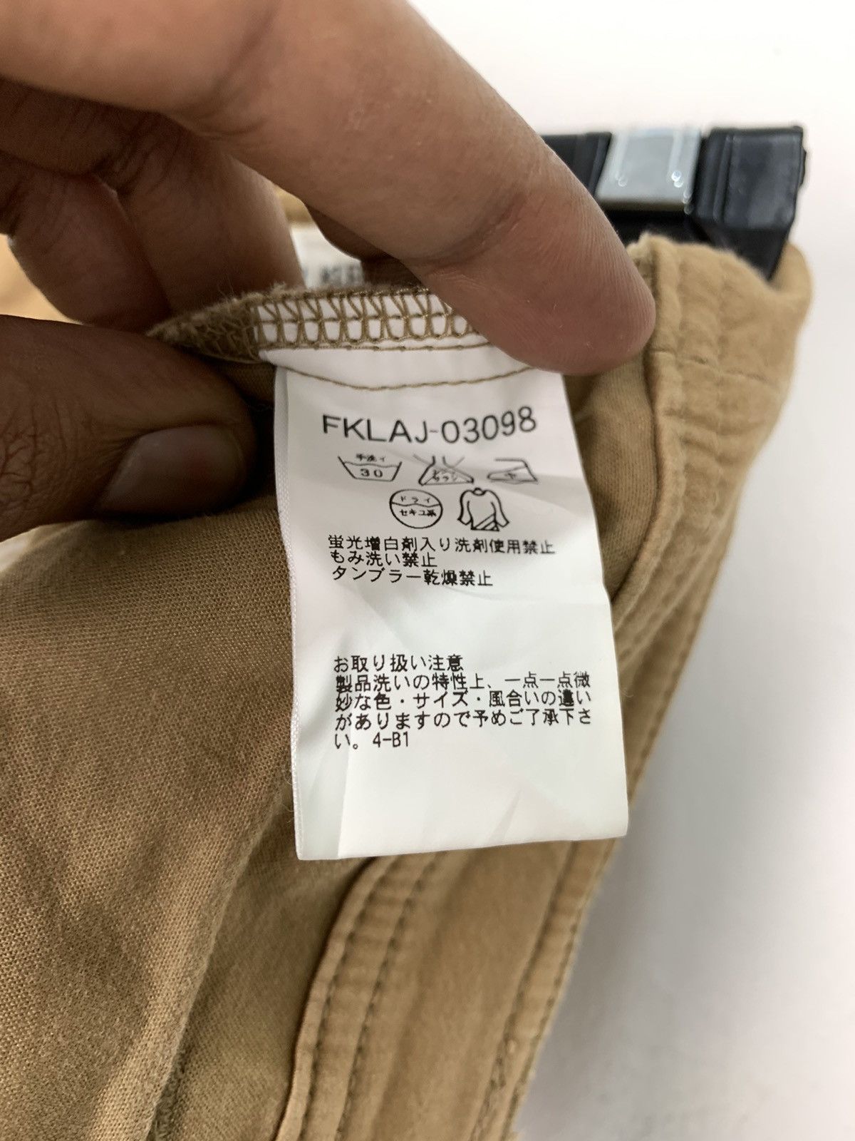 Michel Klein MICHEL KLEIN PARIS SpringLeg Wrinkle Multipocket Cargo Pant Size US 28 / EU 44 - 20 Thumbnail