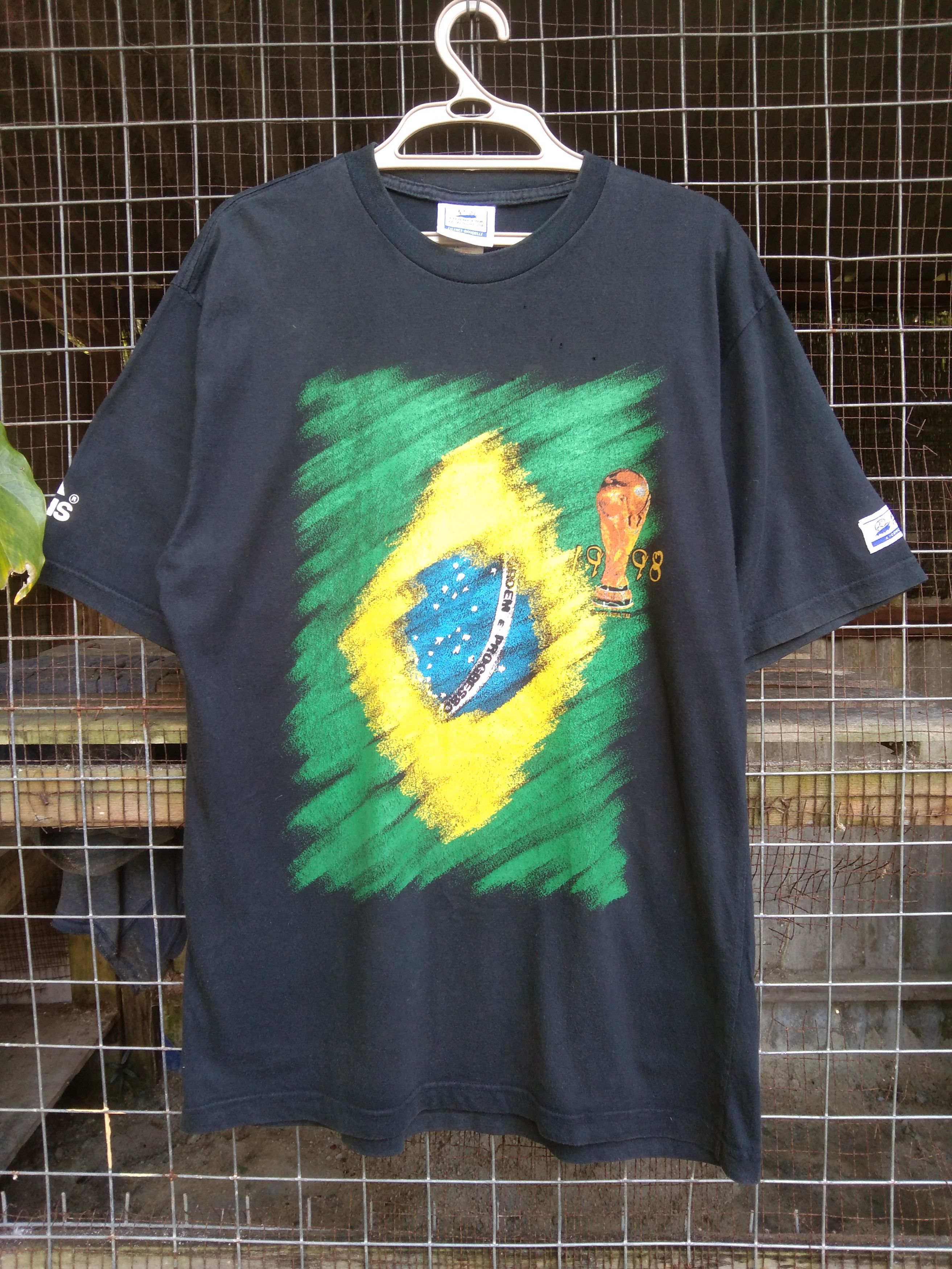 Adidas × Vintage VINTAGE FIFA World Cup 1998 T-shirt Size US M / EU 48-50 / 2 - 1 Thumbnail