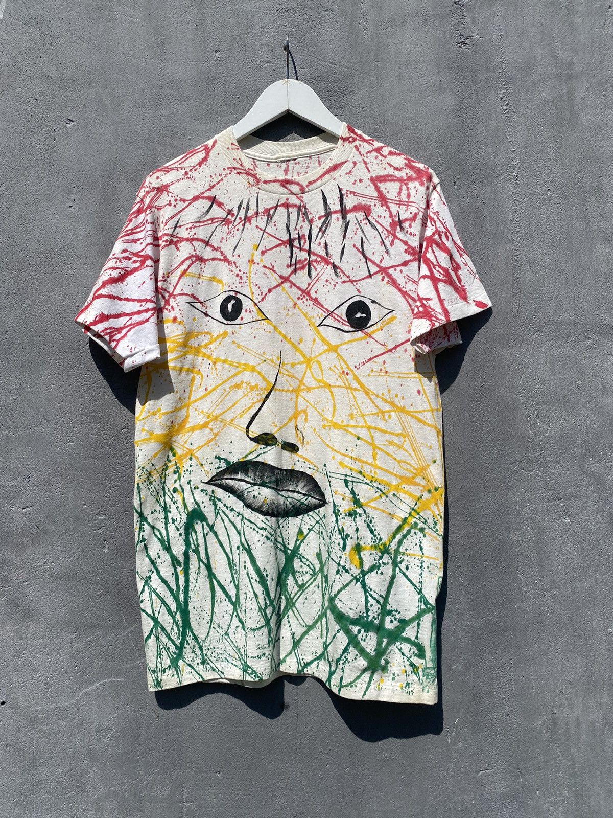 Andy Warhol Vintage 90s ANDY WARHOL Eyes and Lips Single Stitch Tee Size US L / EU 52-54 / 3 - 1 Thumbnail