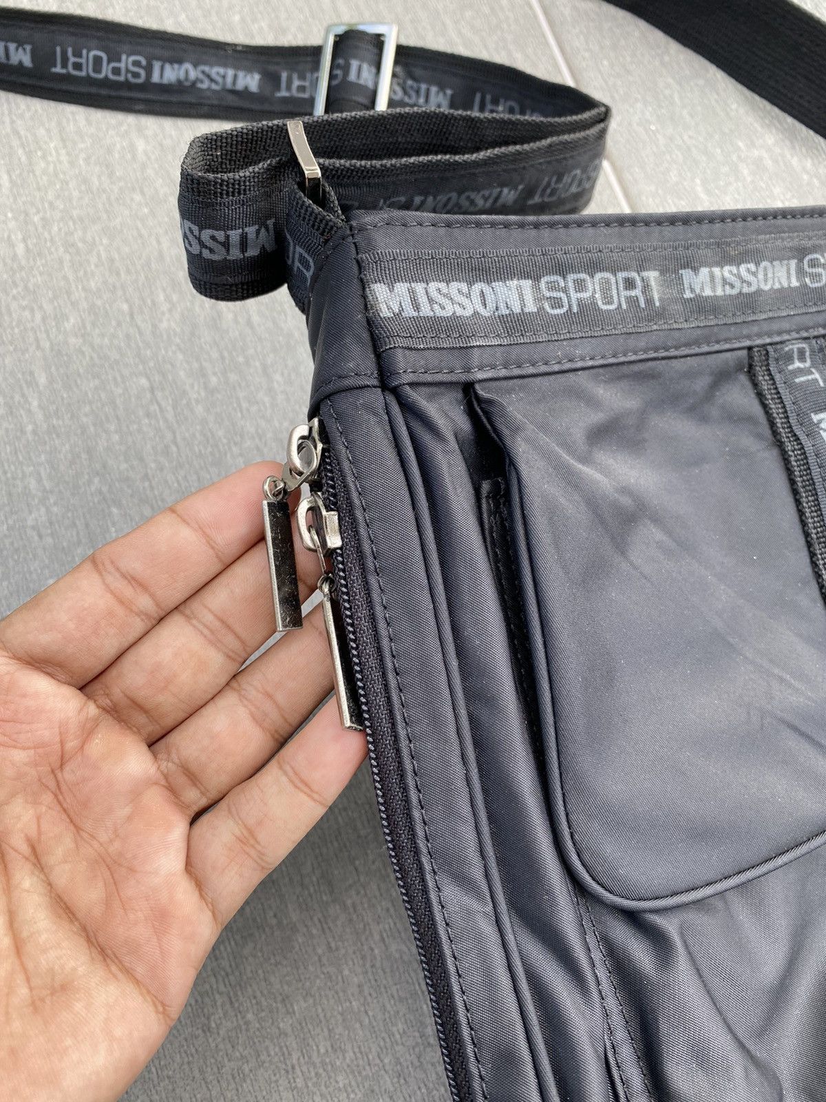 Missoni MISSONI SPORT SLING BAG / CROSS BODY BAG Size ONE SIZE - 4 Thumbnail