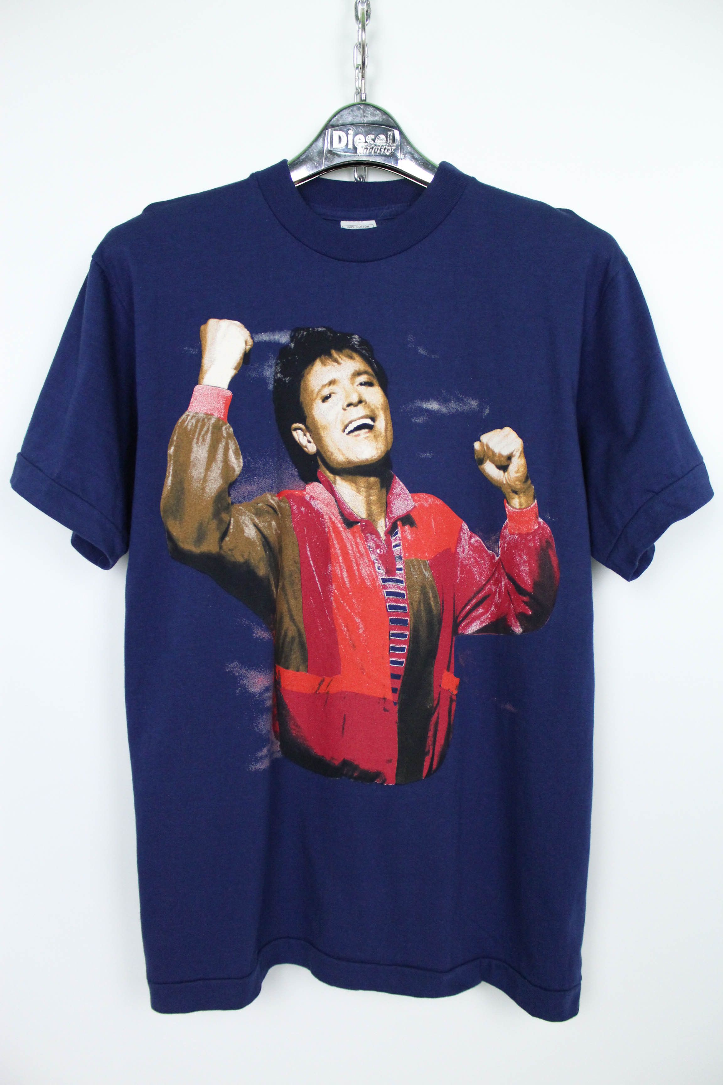 Vintage 90s Vintage Cliff Richard 1992 Band Tour Graphics T-shirt Size US M / EU 48-50 / 2 - 1 Thumbnail