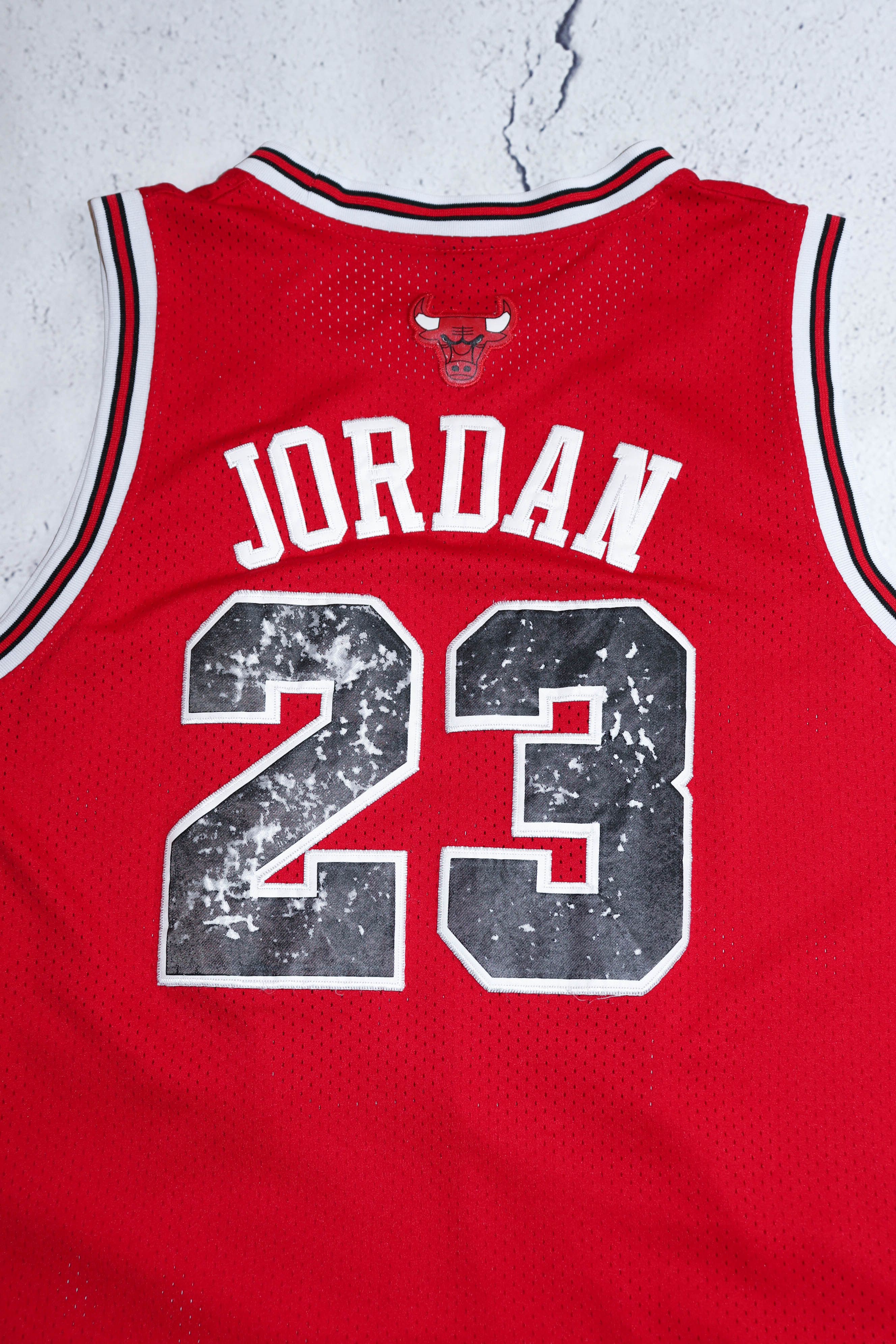 NBA Nike TEAM NBA Vintage Chicago Bulls Jordan 23 Jersey Top Size US XL / EU 56 / 4 - 10 Thumbnail