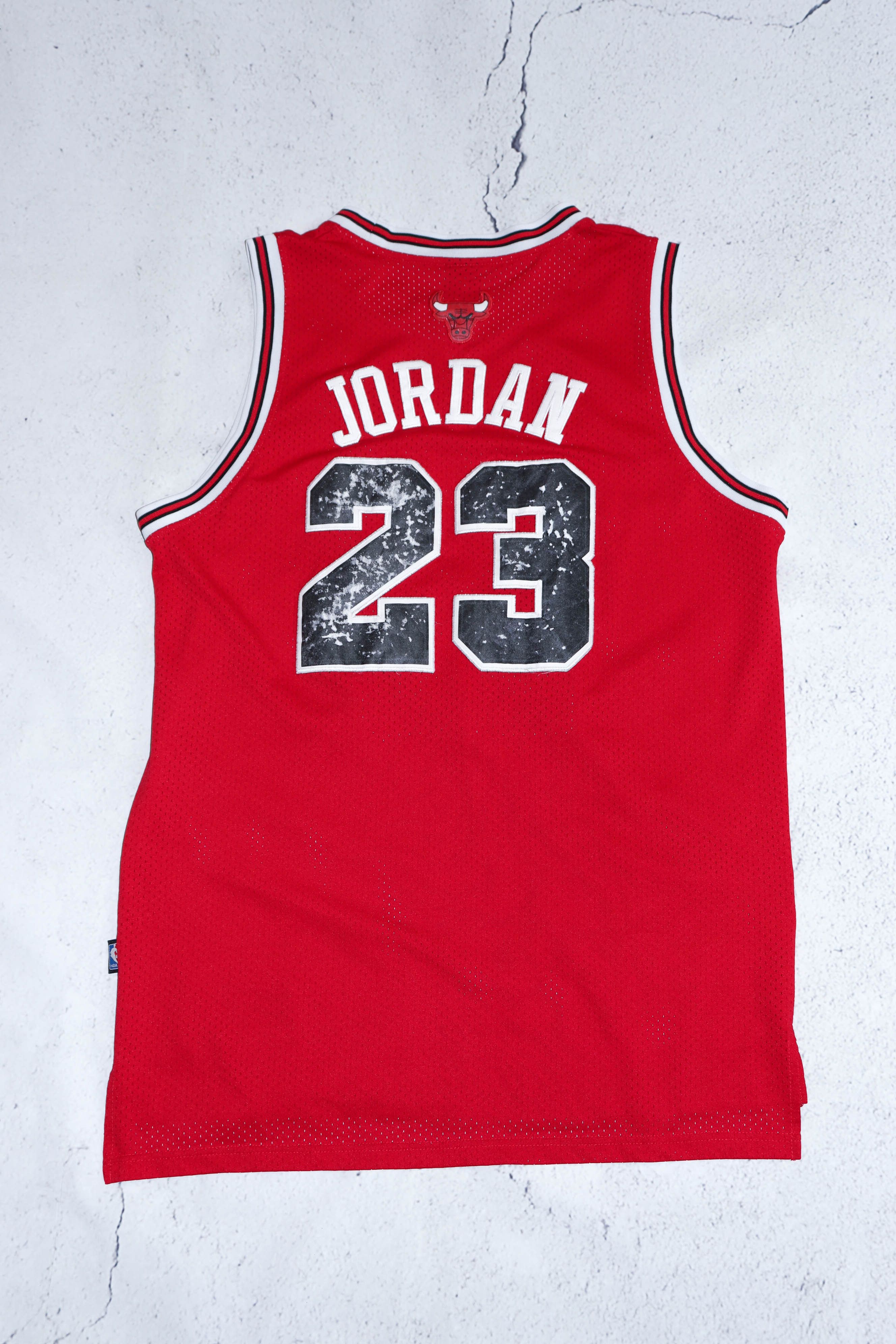 NBA Nike TEAM NBA Vintage Chicago Bulls Jordan 23 Jersey Top Size US XL / EU 56 / 4 - 2 Thumbnail