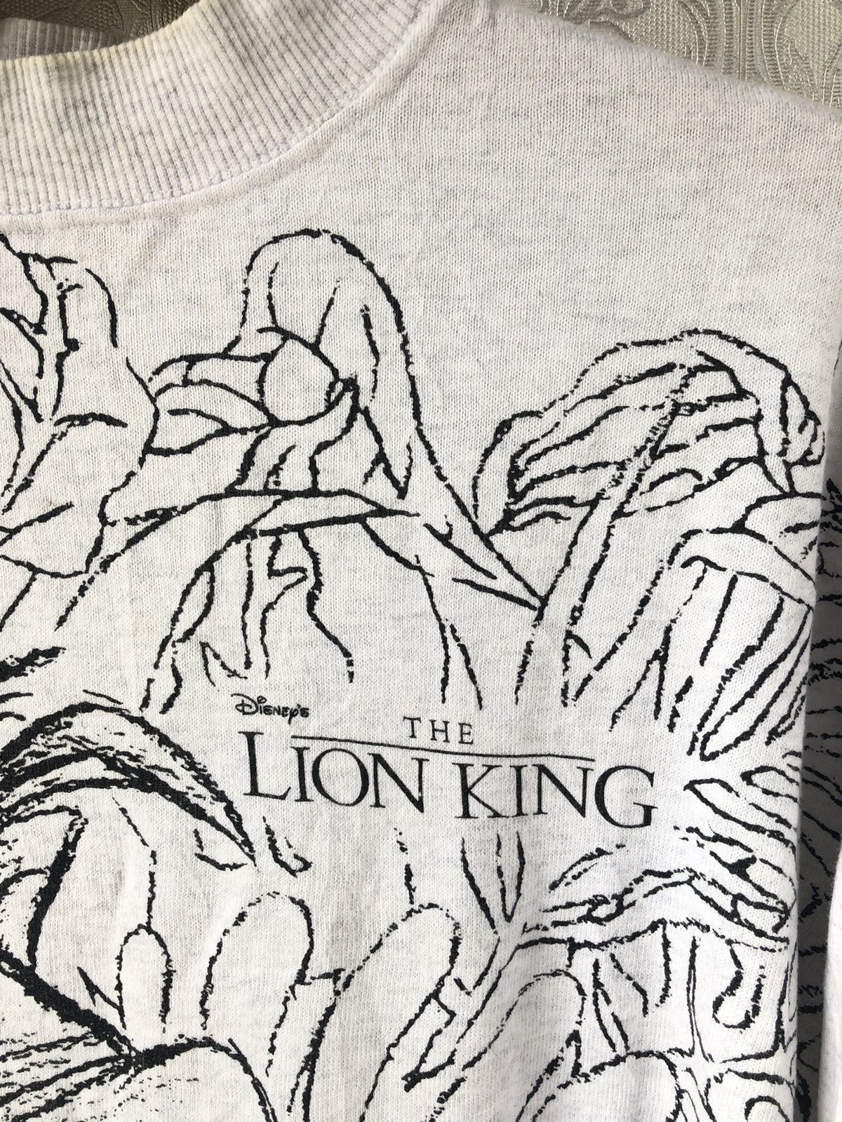 Disney Vintage Walt Disney The Lion King Size US M / EU 48-50 / 2 - 2 Thumbnail