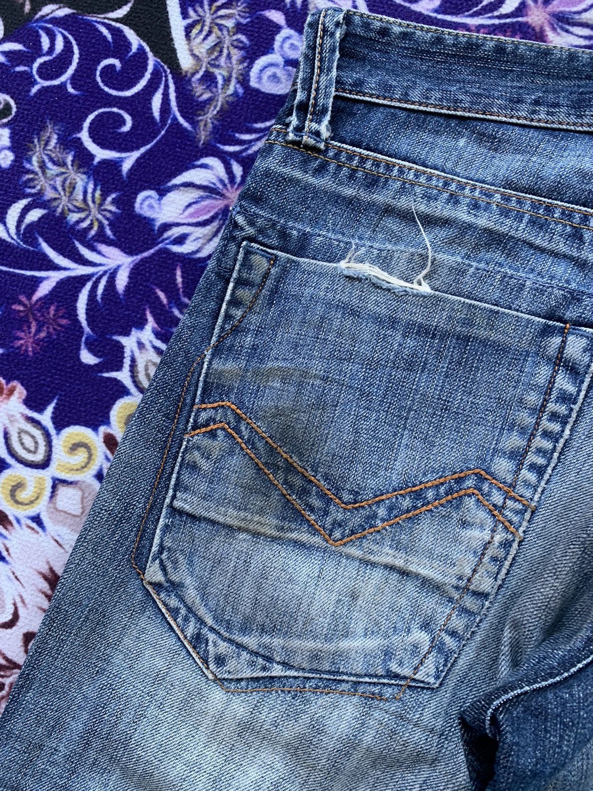 Energie Vintage Energie Distressed Denim Size US 30 / EU 46 - 13 Thumbnail