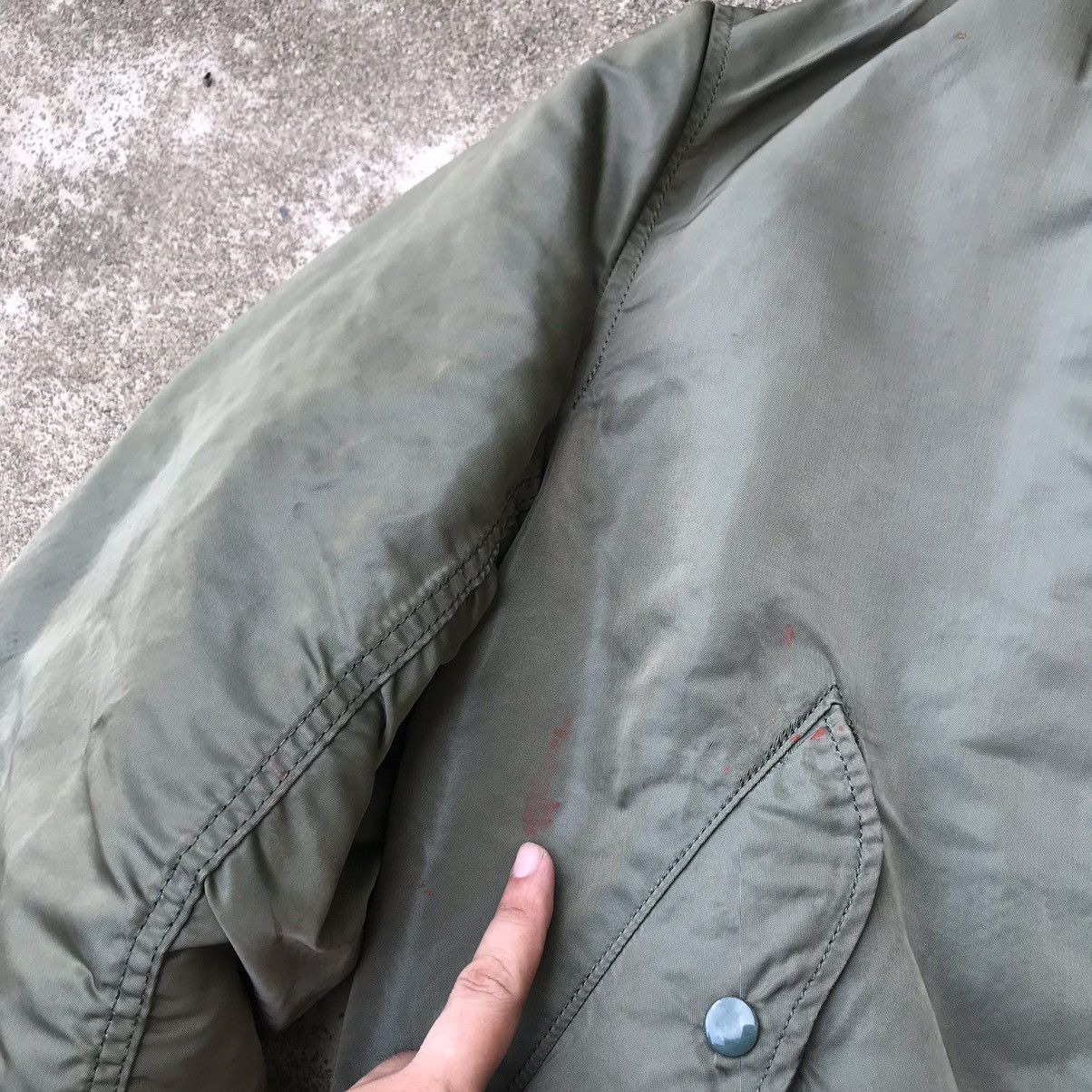 Alpha Industries VINTAGE ALPHA INDUSTRIES MA-1 BOMBER JACKET Size US L / EU 52-54 / 3 - 5 Thumbnail