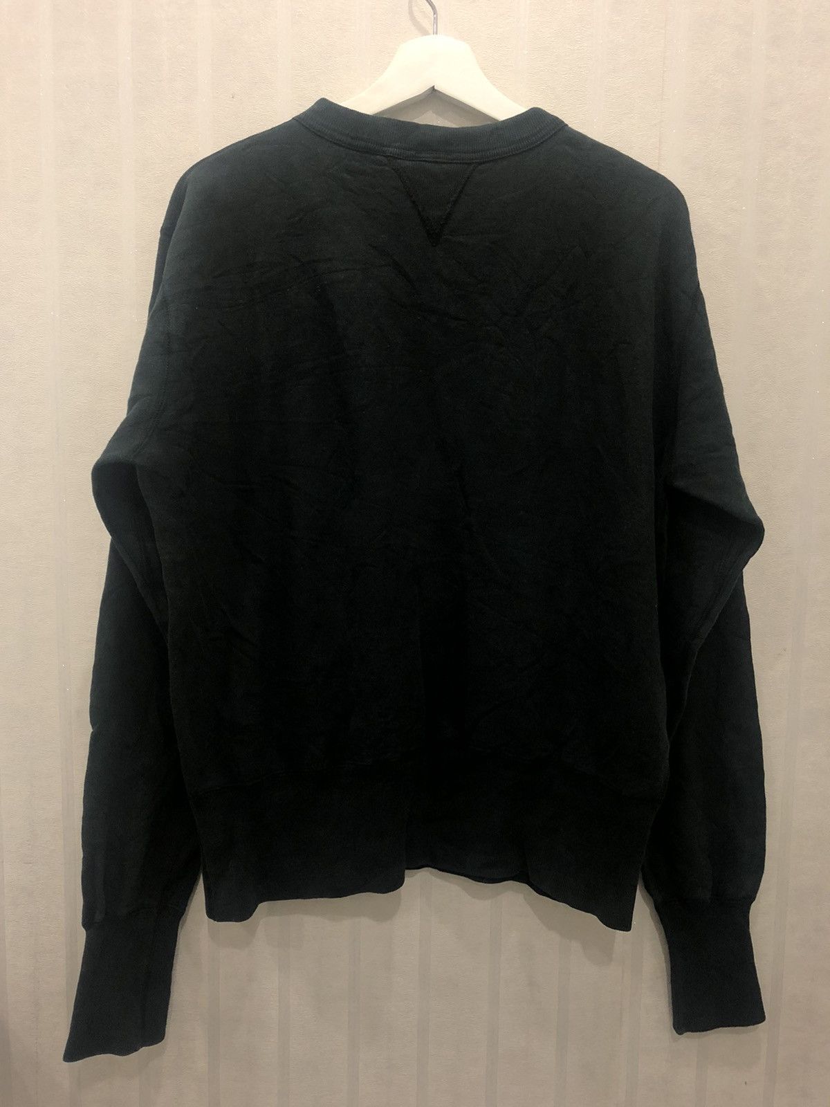 Japanese Brand × Vintage Vintage embroidered Japan skulls sweater Size US L / EU 52-54 / 3 - 4 Thumbnail