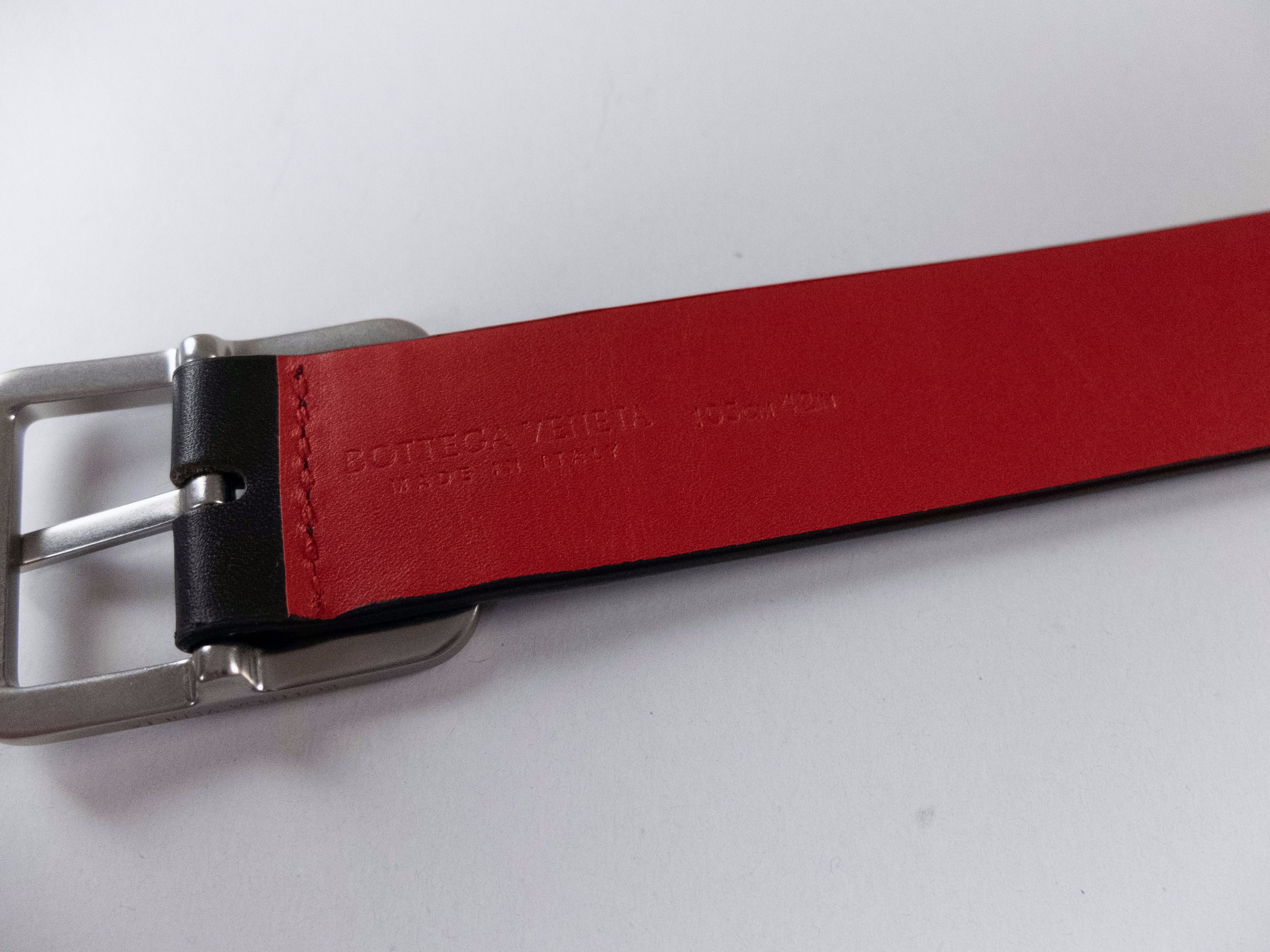 Bottega Veneta BOTTEGA VENETA black & red reversible leather belt 105 42 Size 42 - 6 Thumbnail
