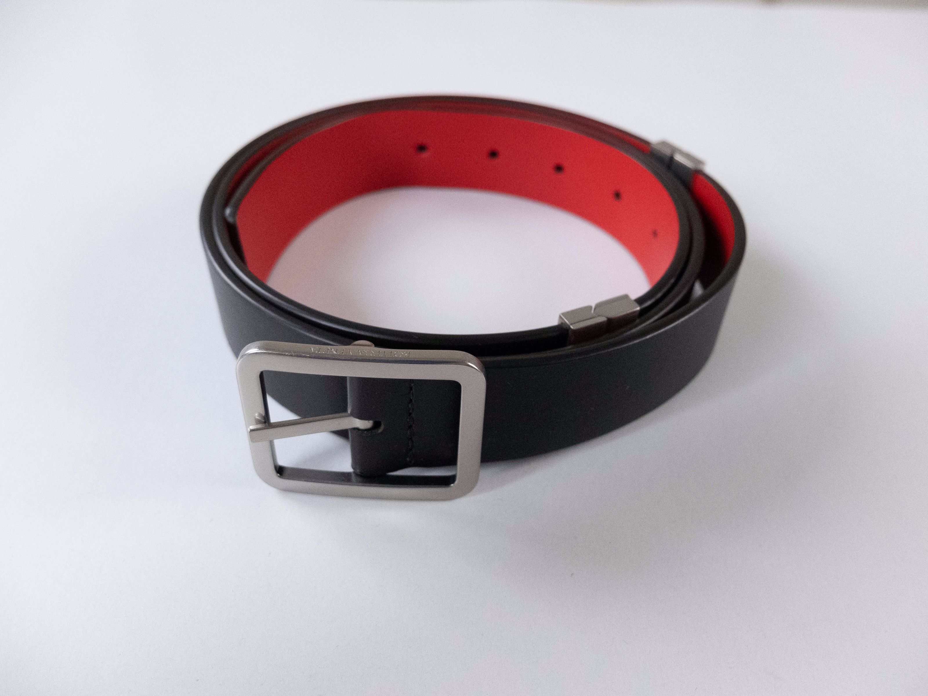 Bottega Veneta BOTTEGA VENETA black & red reversible leather belt 105 42 Size 42 - 1 Thumbnail