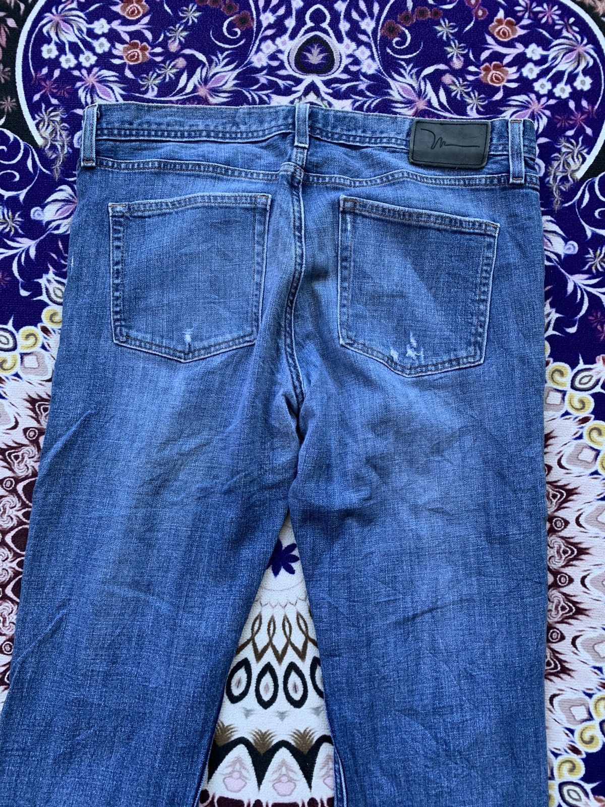 Designer Mark Anthony Distressed Denim Size US 37 - 8 Thumbnail
