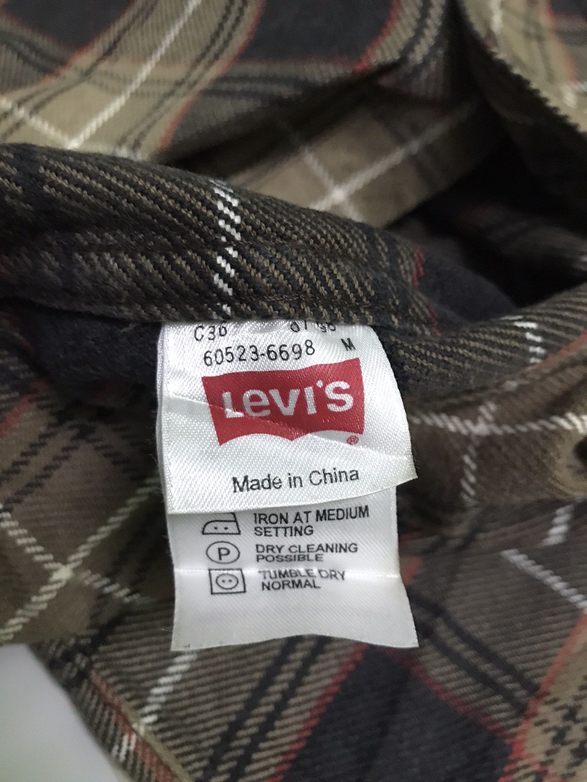Levi's Vintage 90s Levi’s flannel Size US M / EU 48-50 / 2 - 4 Thumbnail