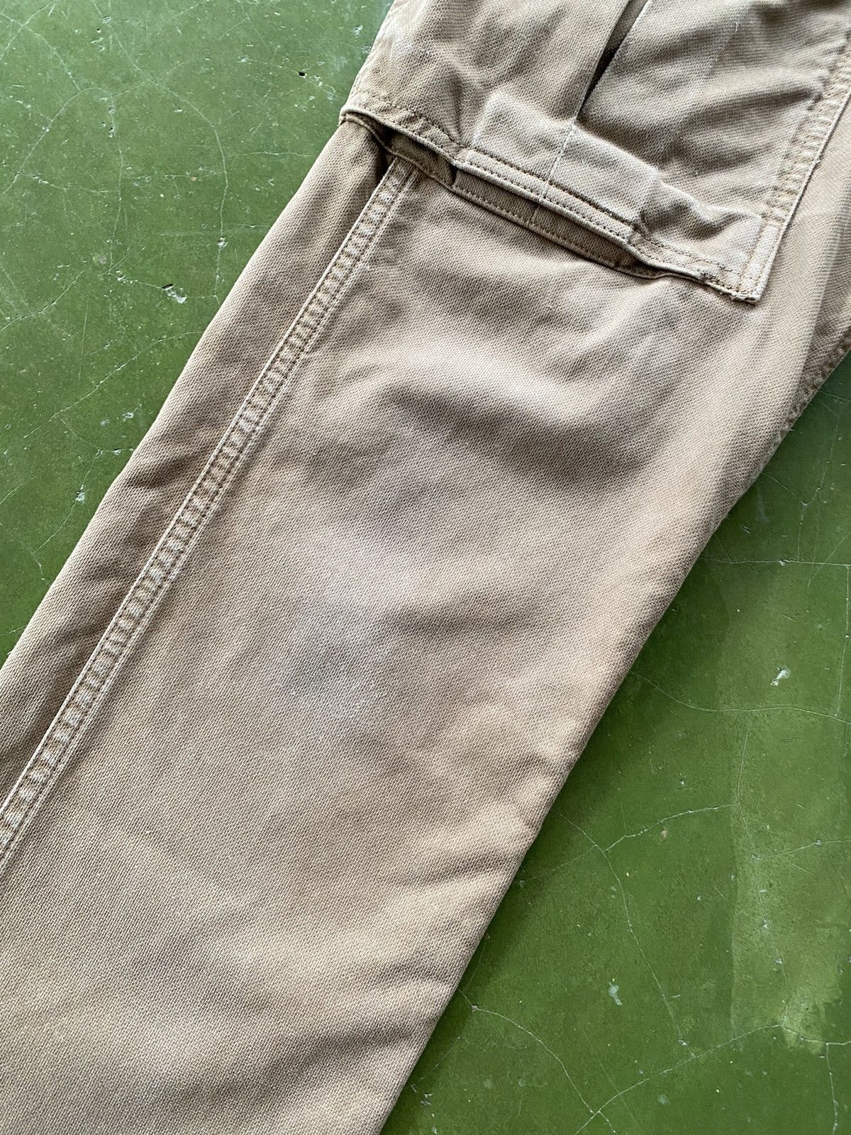 Vintage Vintage Manufactured Army Cargo Distressed Pants Size US 33 - 8 Thumbnail