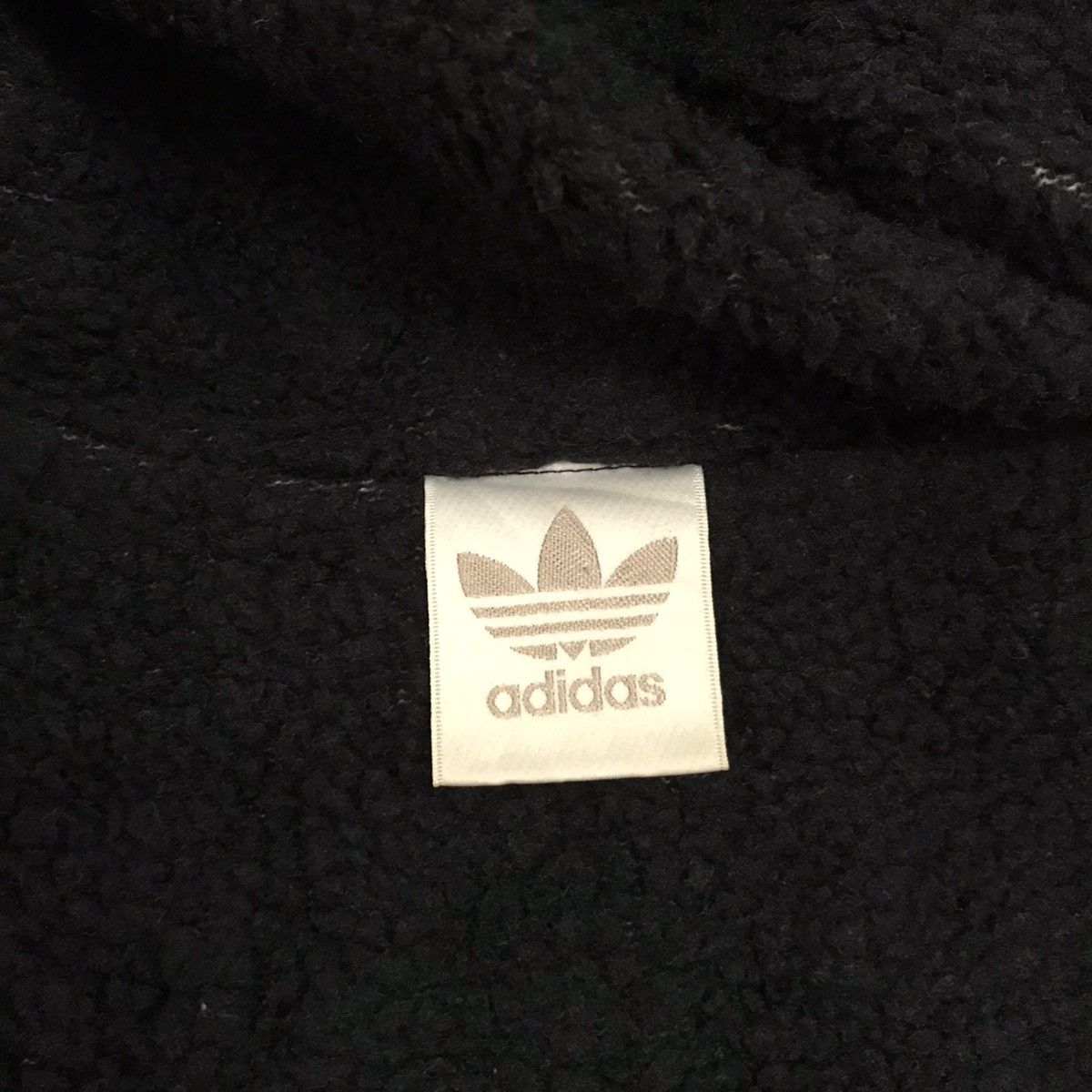 Adidas Vtg Adidas Big Embroidered Front Back Sweater Hoodie Jacket Size US M / EU 48-50 / 2 - 16 Thumbnail