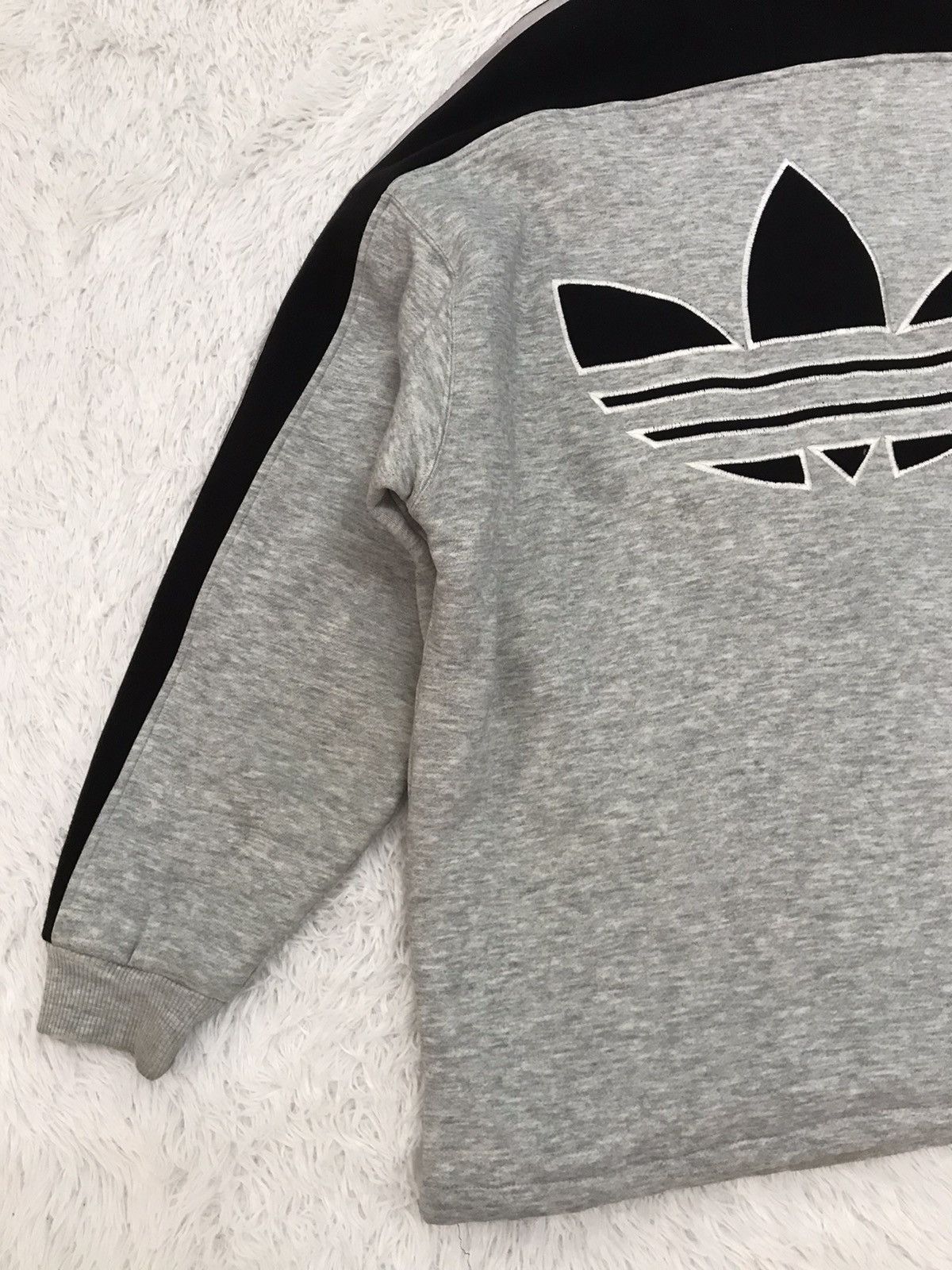Adidas Vtg Adidas Big Embroidered Front Back Sweater Hoodie Jacket Size US M / EU 48-50 / 2 - 11 Thumbnail