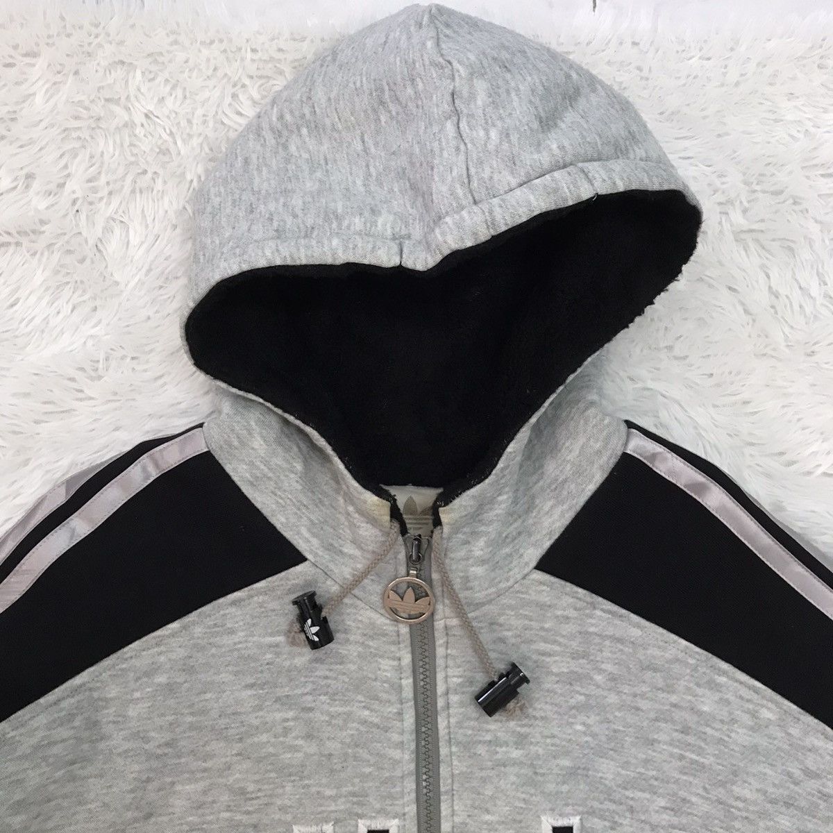 Adidas Vtg Adidas Big Embroidered Front Back Sweater Hoodie Jacket Size US M / EU 48-50 / 2 - 9 Thumbnail