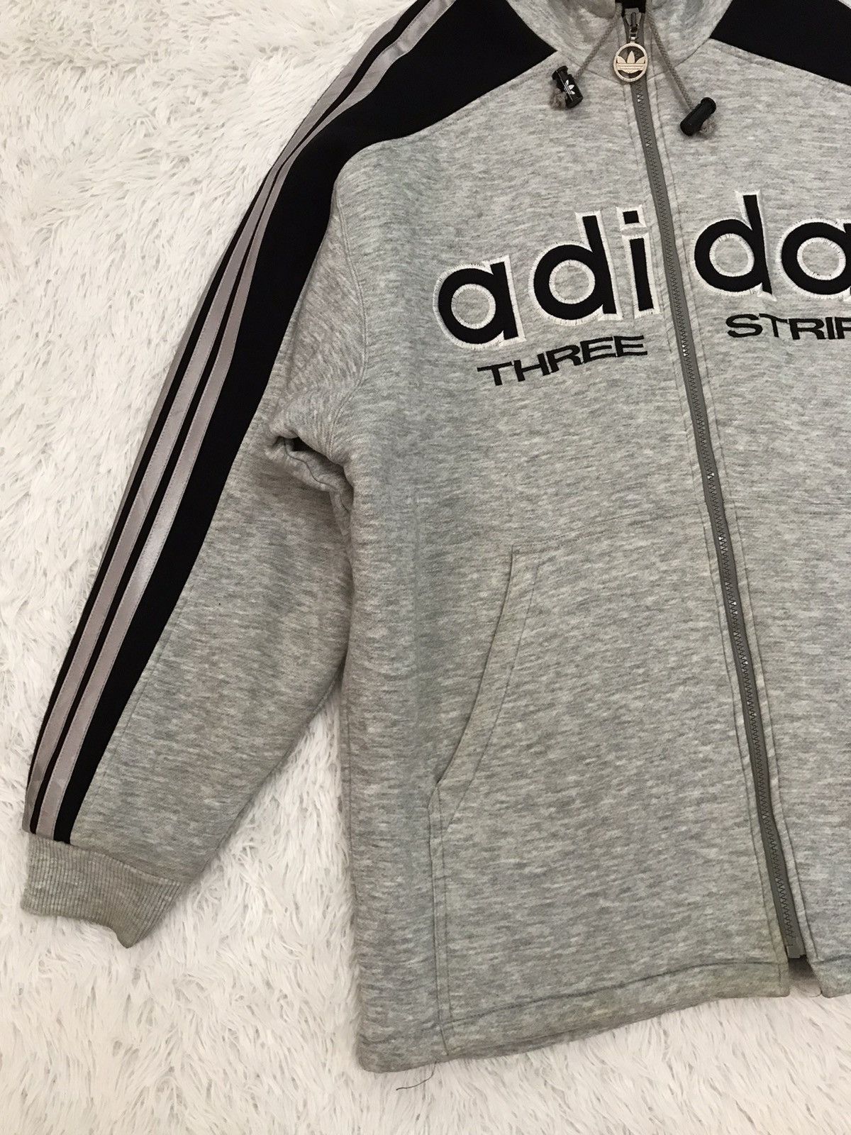 Adidas Vtg Adidas Big Embroidered Front Back Sweater Hoodie Jacket Size US M / EU 48-50 / 2 - 5 Thumbnail