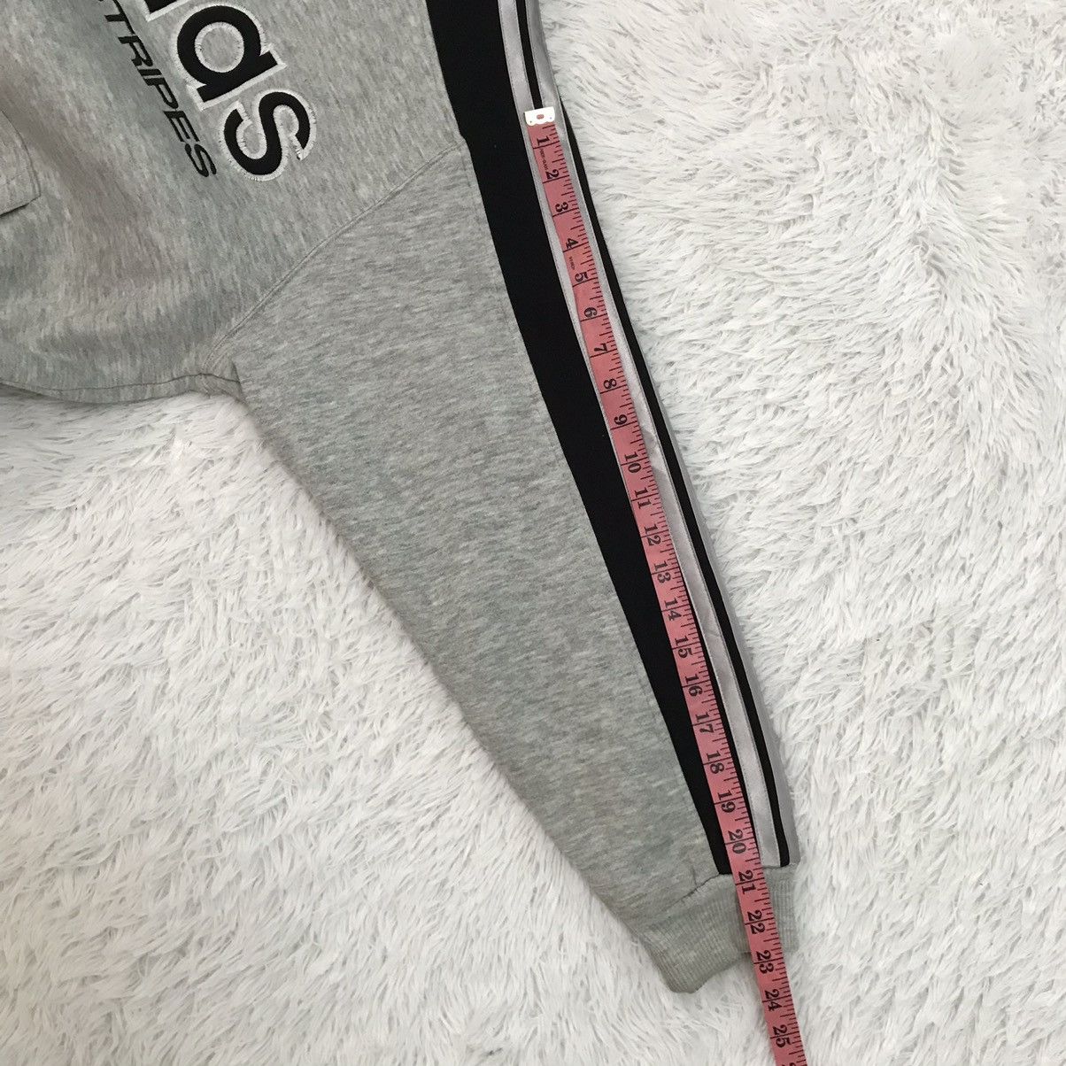 Adidas Vtg Adidas Big Embroidered Front Back Sweater Hoodie Jacket Size US M / EU 48-50 / 2 - 22 Thumbnail