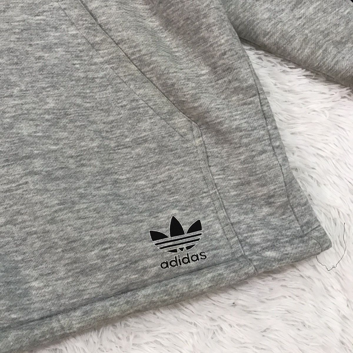 Adidas Vtg Adidas Big Embroidered Front Back Sweater Hoodie Jacket Size US M / EU 48-50 / 2 - 8 Thumbnail