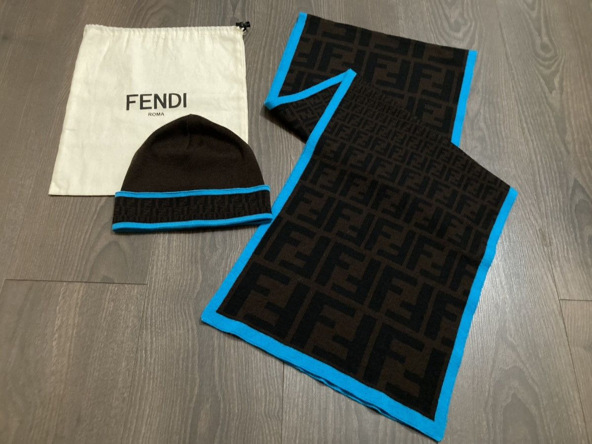 image of Fendi Authentic Monogram Wool Beanie Hat And Scarf in Brown, Women's