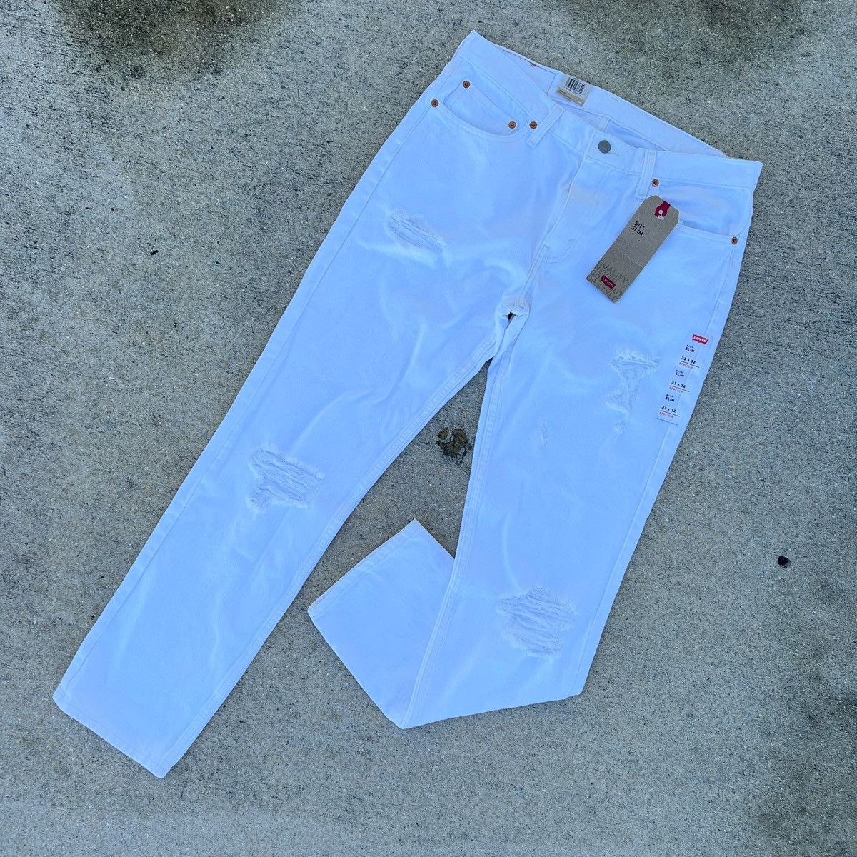 Levi's Levi’s 511 NWT Slim Distressed 33 x 32 White Jeans $69 MSRP Size US 33 - 1 Thumbnail