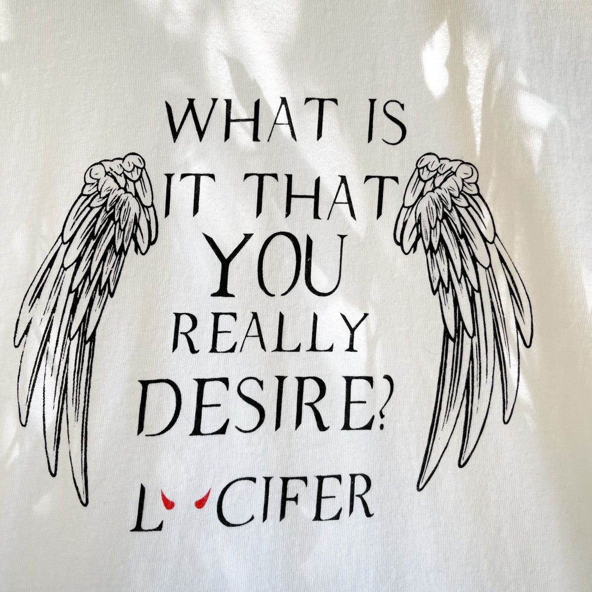 Vintage Vintage Lucifer Desire Wings Tee Size US L / EU 52-54 / 3 - 5 Thumbnail