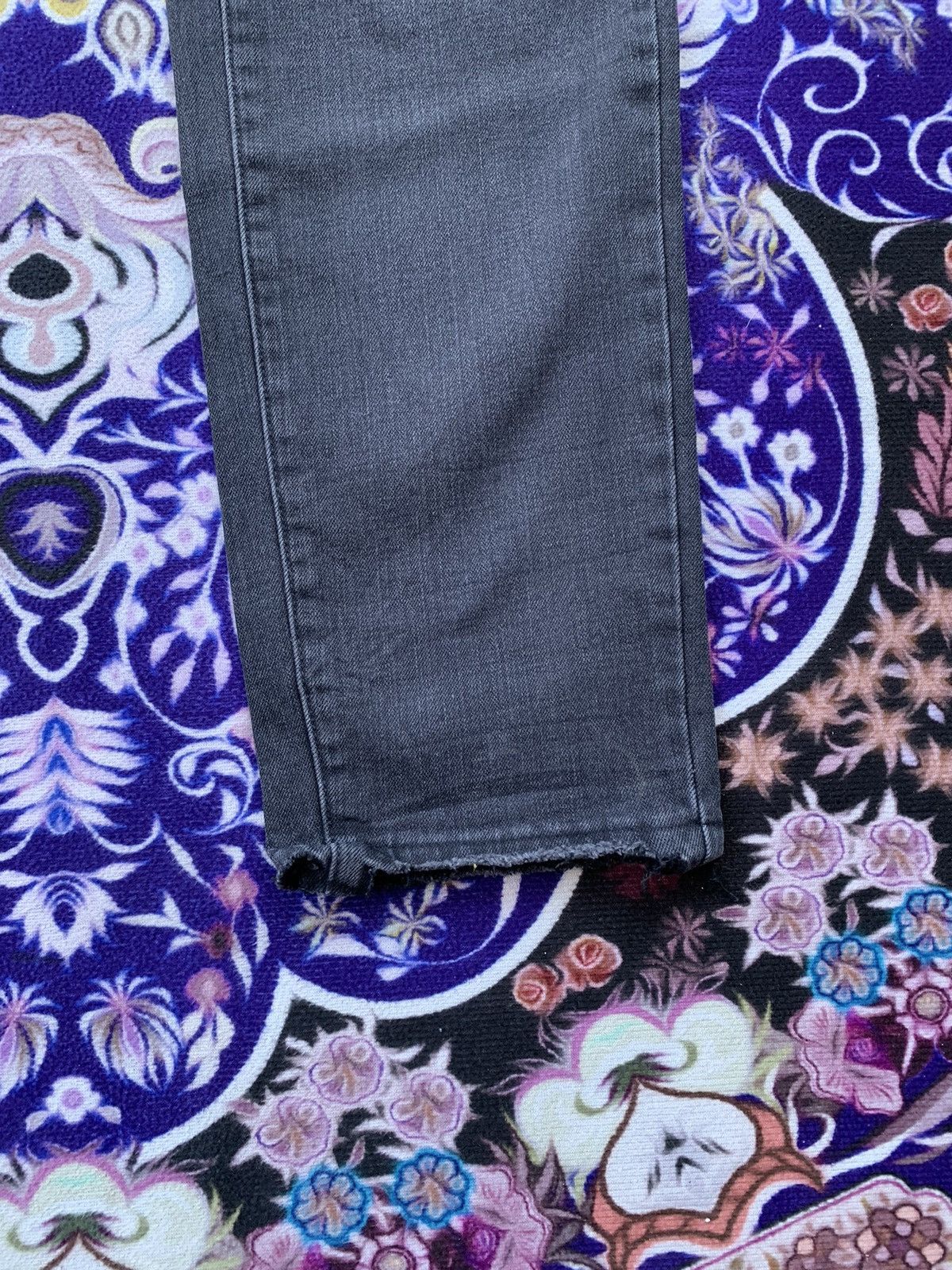 American Eagle Outfitters American Eagle Oufitters Distressed Denim Size US 33 - 2 Thumbnail