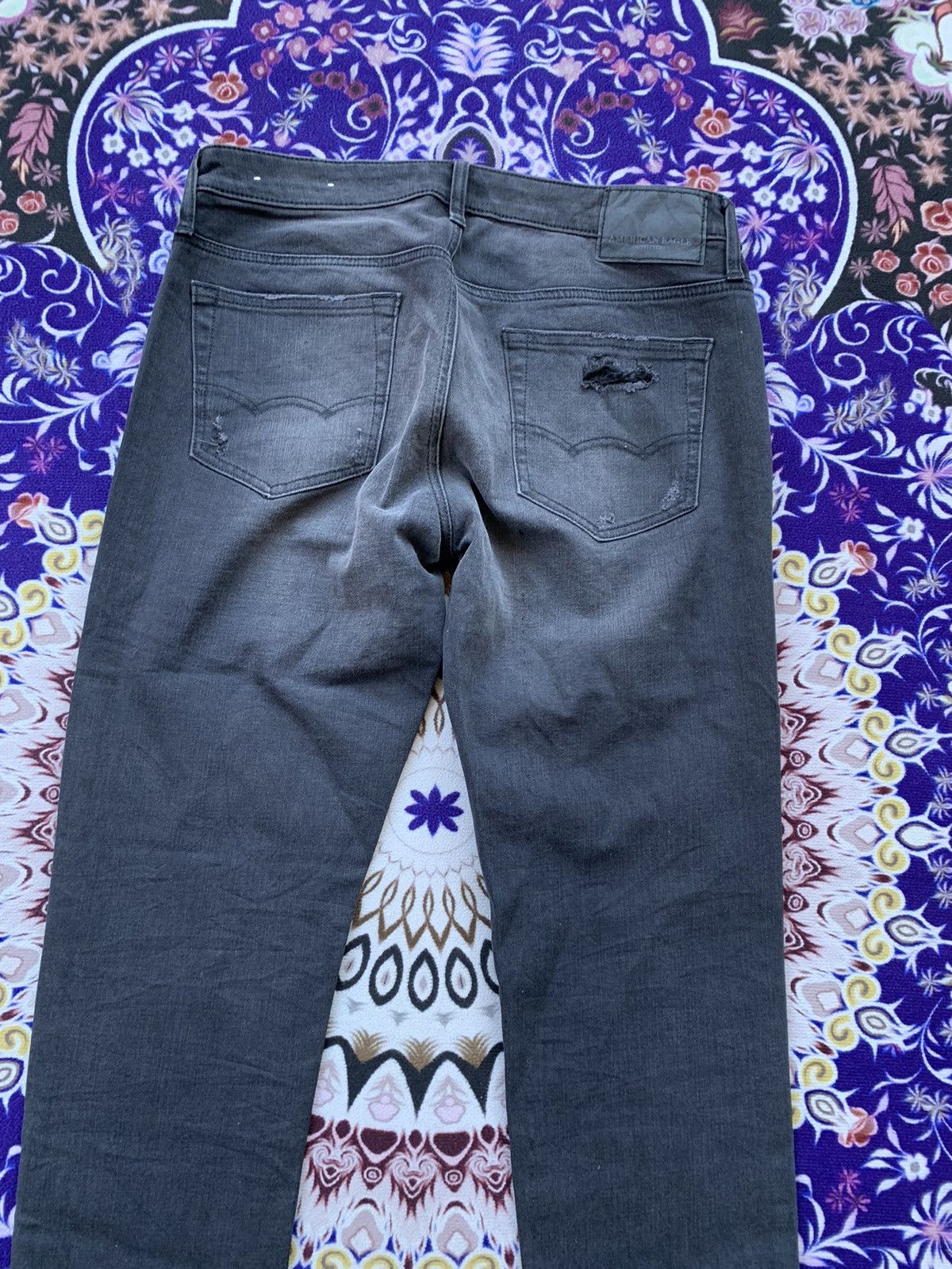 American Eagle Outfitters American Eagle Oufitters Distressed Denim Size US 33 - 12 Thumbnail